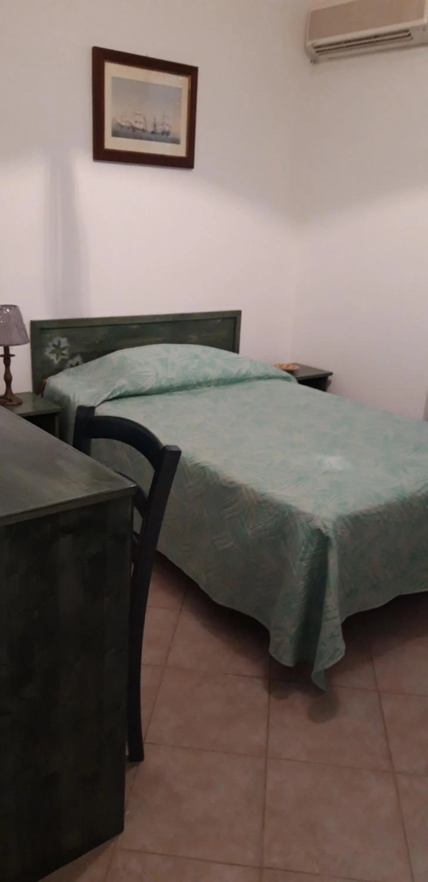 Bed in Miramare B&B di Antonella Ranieri
