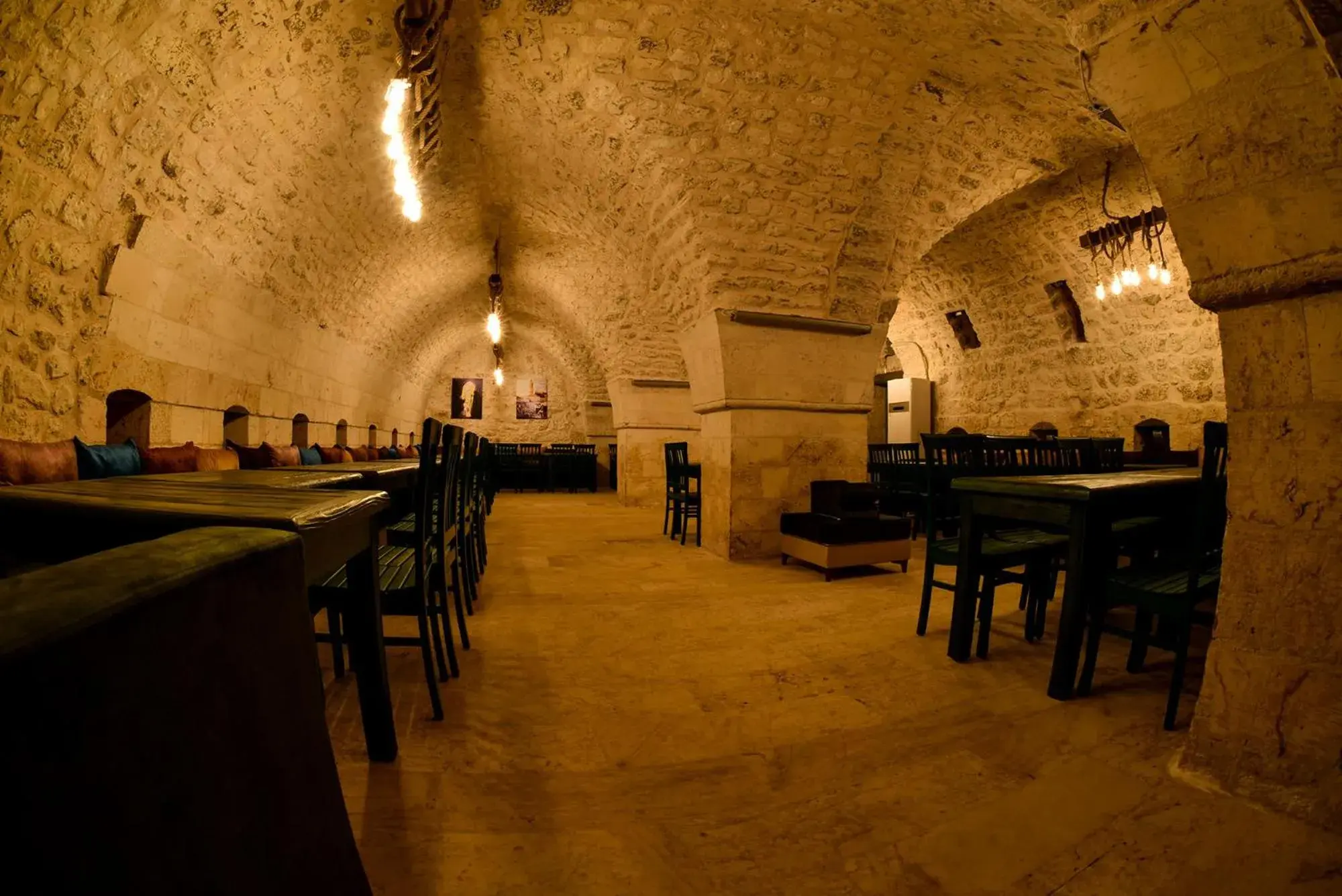 Restaurant/places to eat in HANEHAN Restaurant/places to eat in HANEHAN