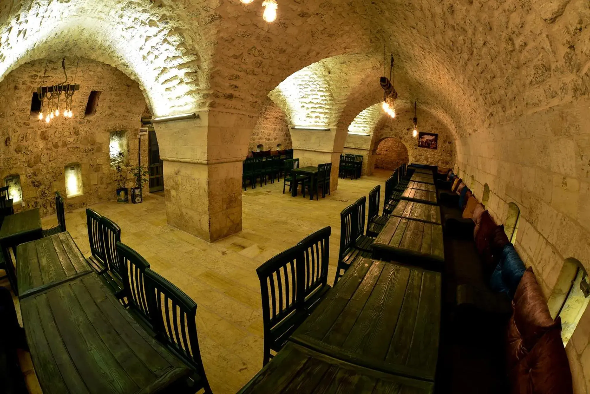 Restaurant/places to eat in HANEHAN Restaurant/places to eat in HANEHAN