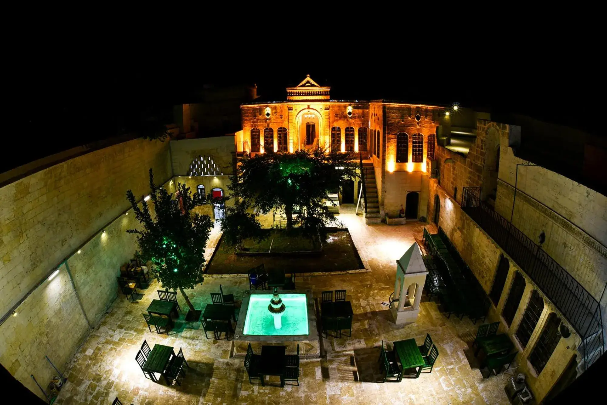 Property building in HANEHAN Property building in HANEHAN