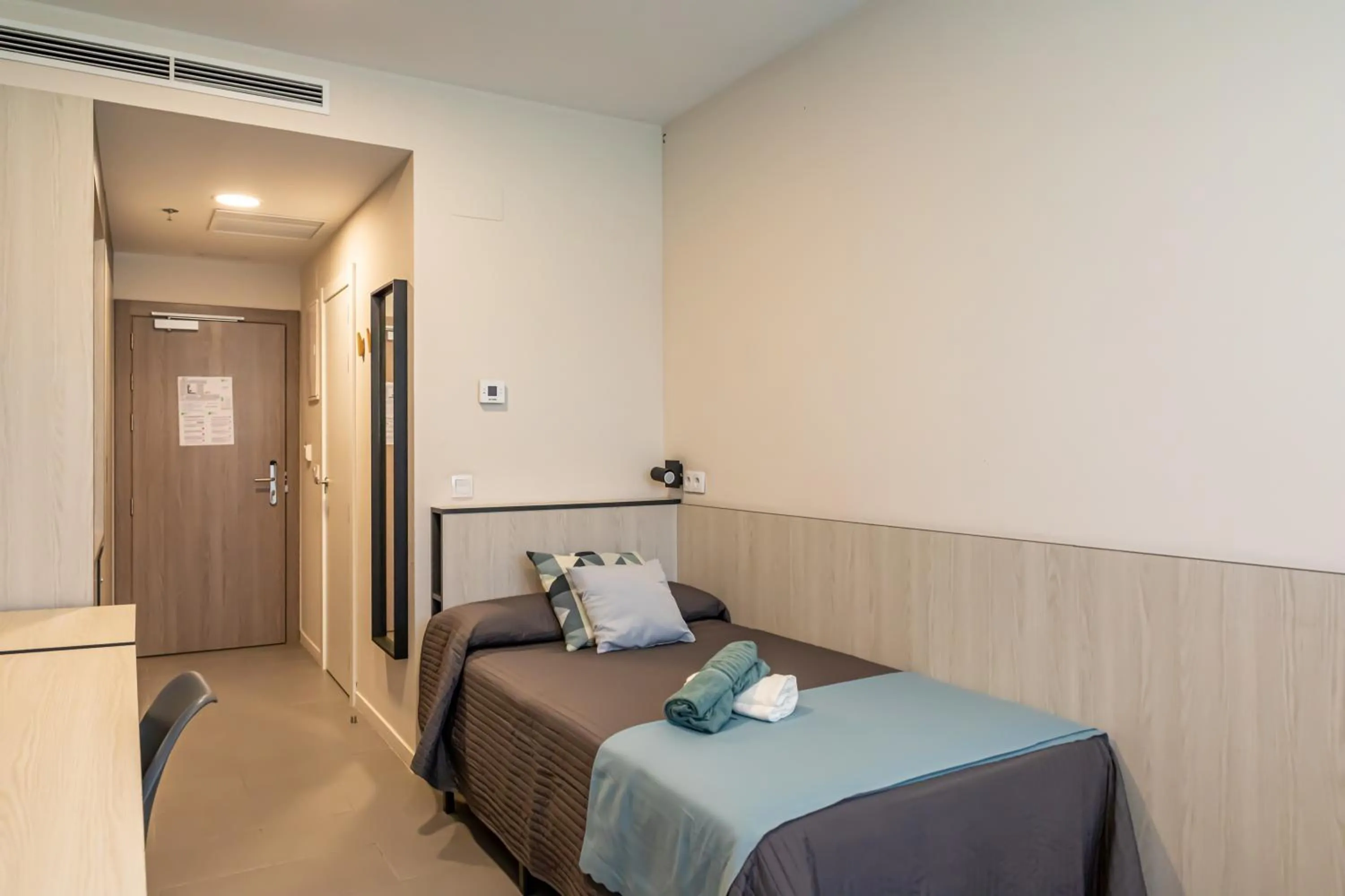 Photo of the whole room in Residencia Universitaria Resa Campus Málaga