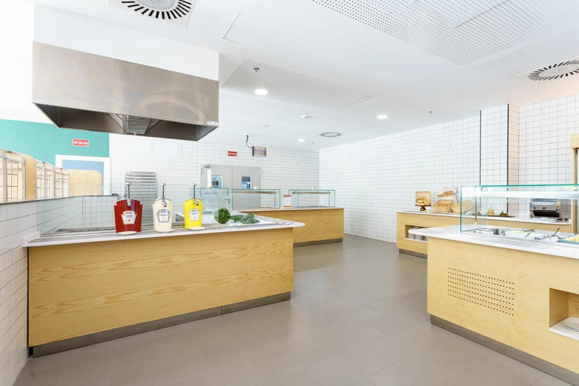 Restaurant/places to eat in Residencia Universitaria Resa Campus Málaga