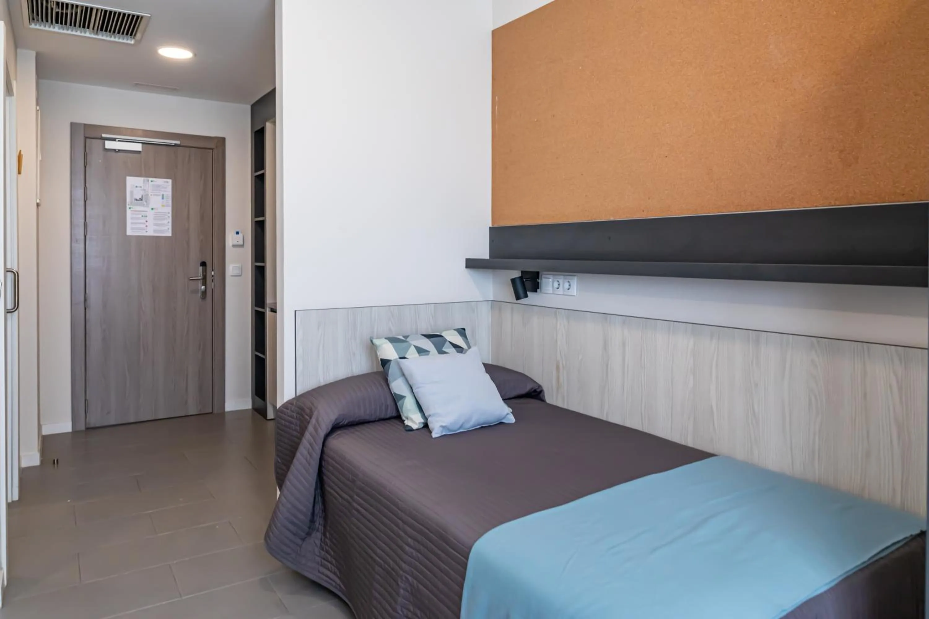 Bedroom in Residencia Universitaria Resa Campus Málaga