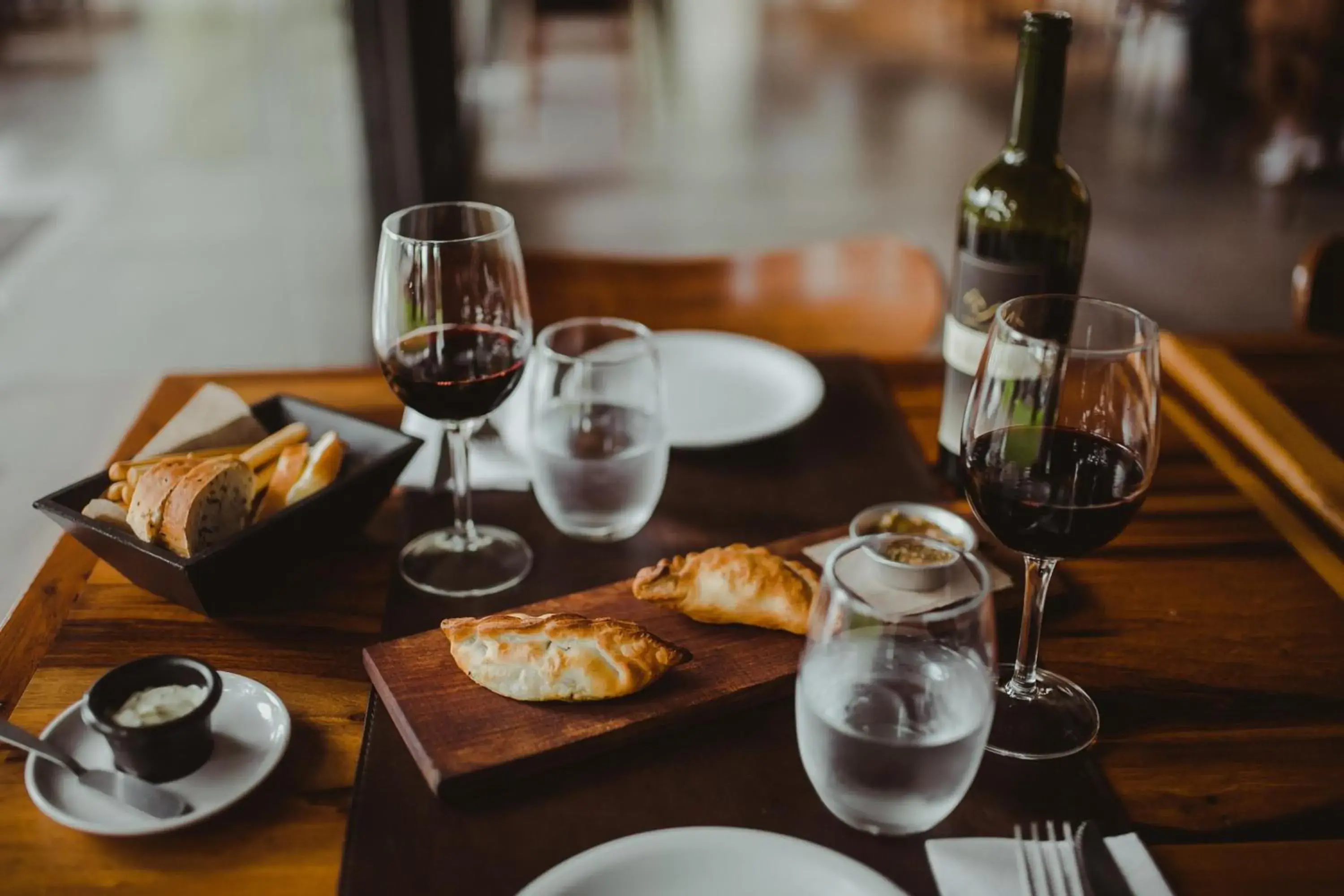 Food and drinks in La Urumpta Hotel, AKEN MIND Food and drinks in La Urumpta Hotel, AKEN MIND