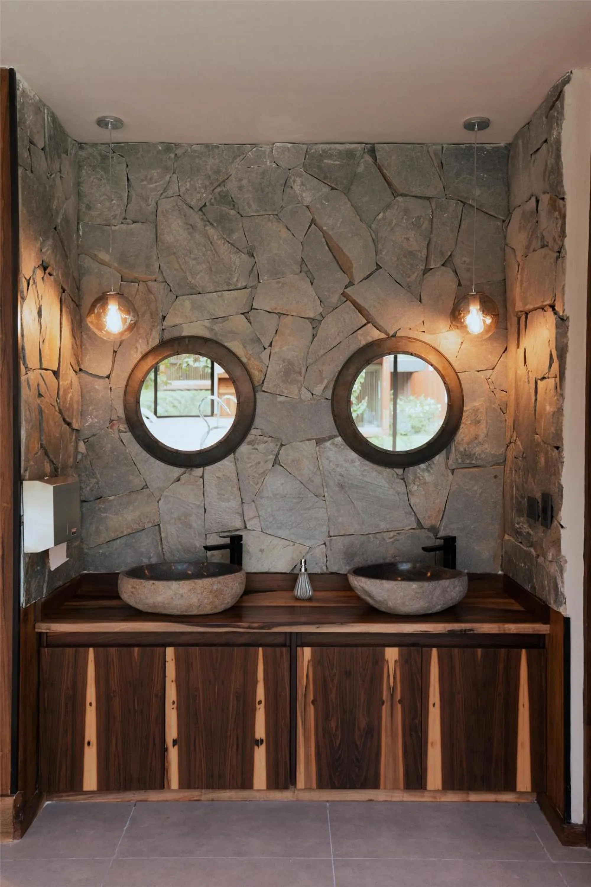 Bathroom in La Urumpta Hotel, AKEN MIND