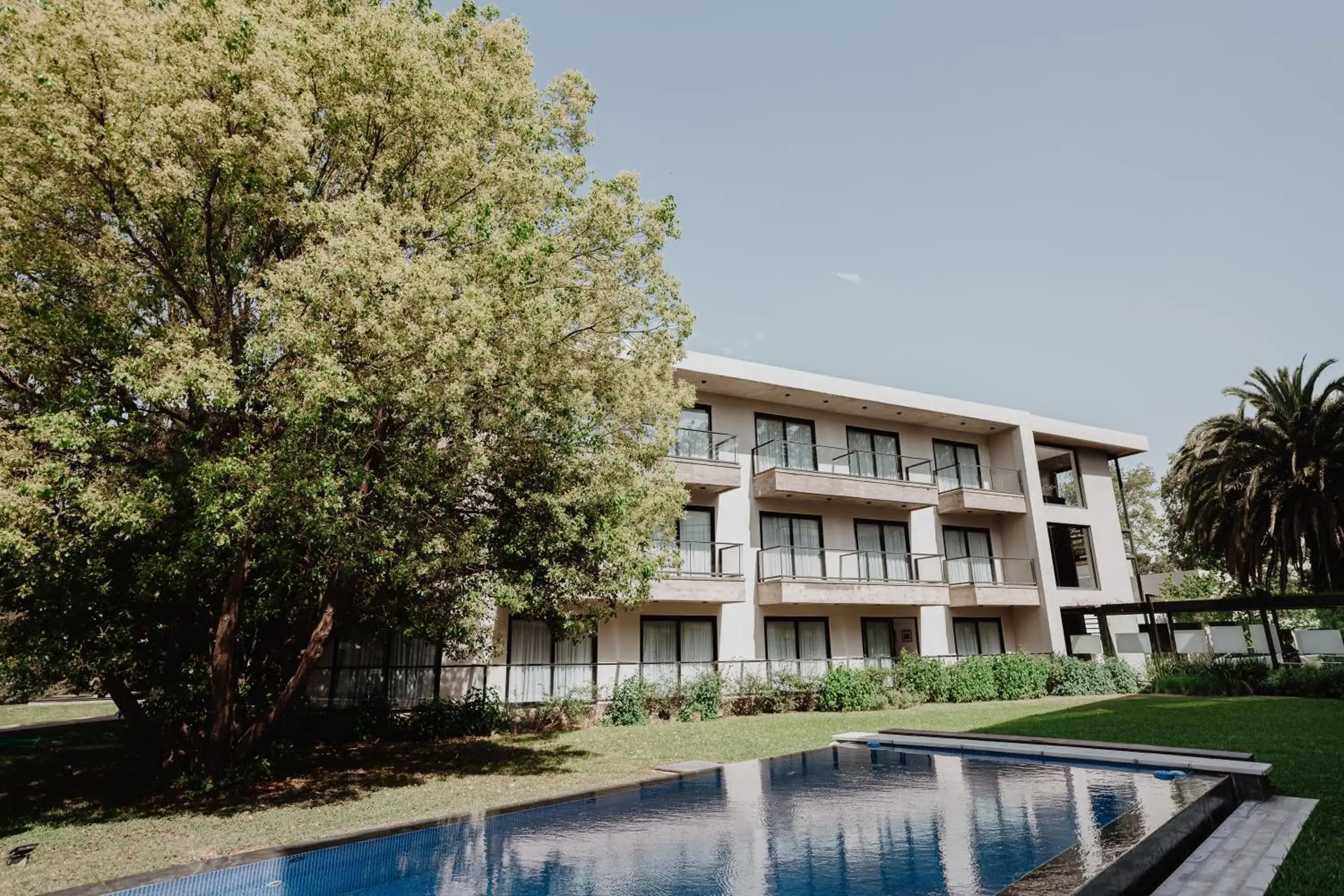 Swimming pool in La Urumpta Hotel, AKEN MIND Swimming pool in La Urumpta Hotel, AKEN MIND