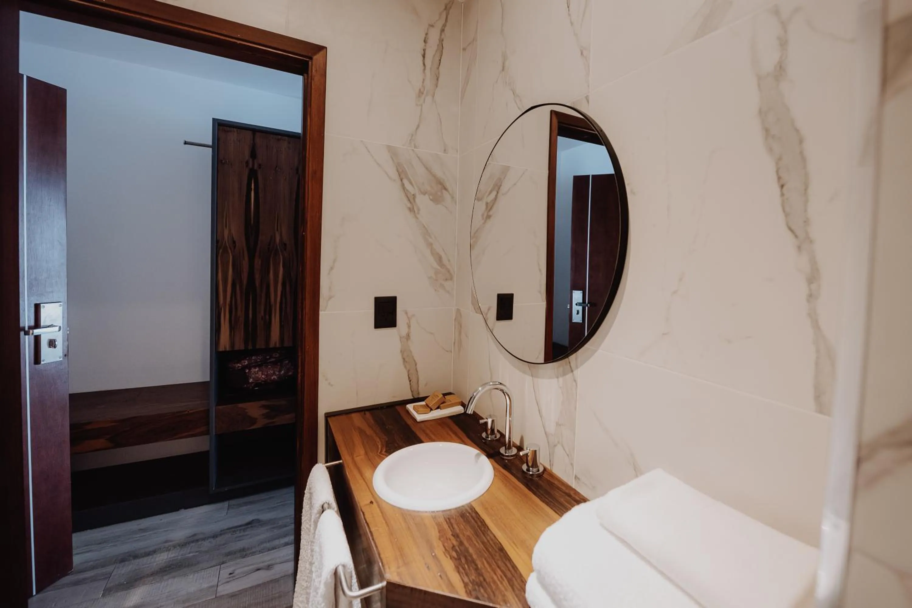 Bathroom in La Urumpta Hotel, AKEN MIND