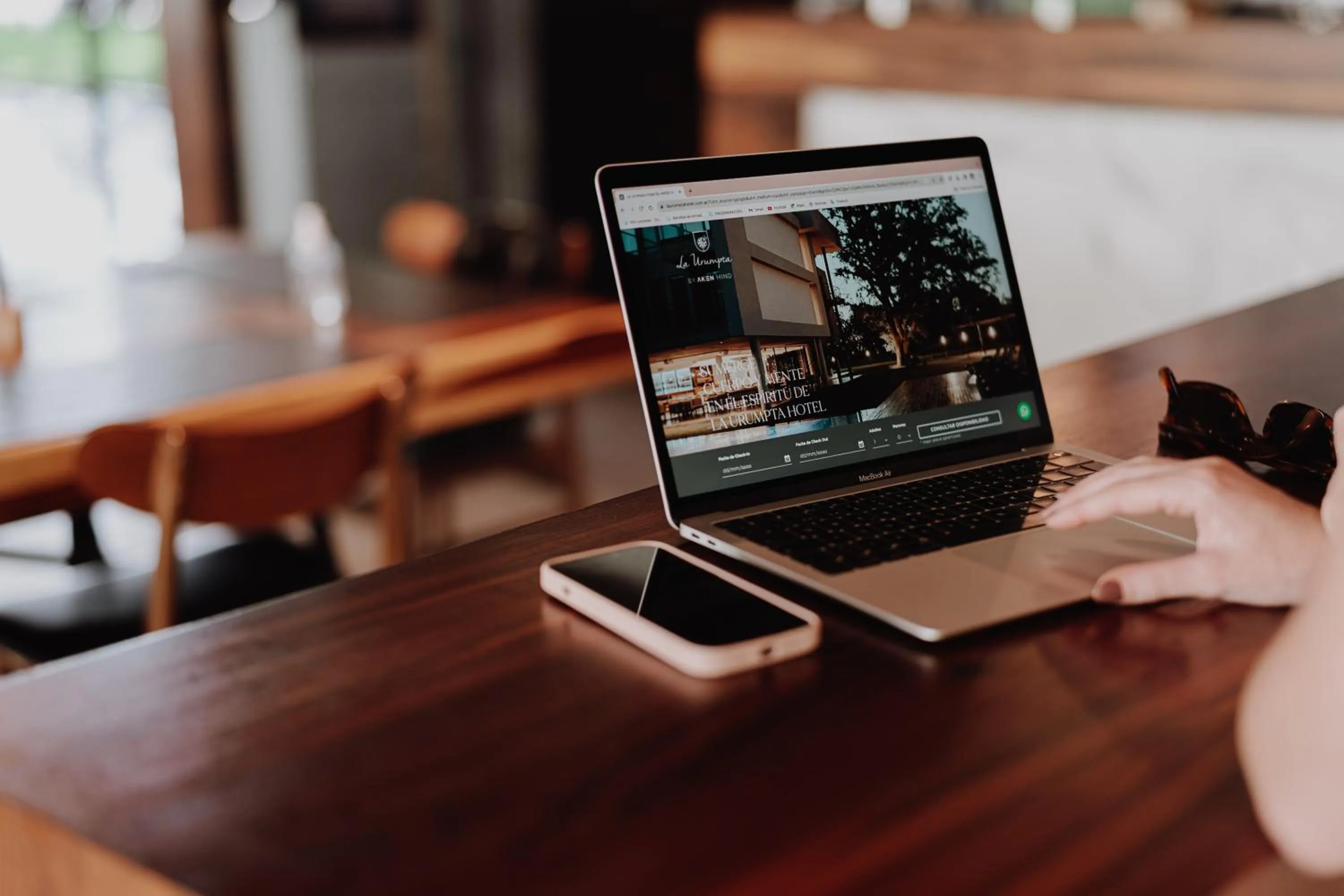 Communal lounge/ TV room in La Urumpta Hotel, AKEN MIND
