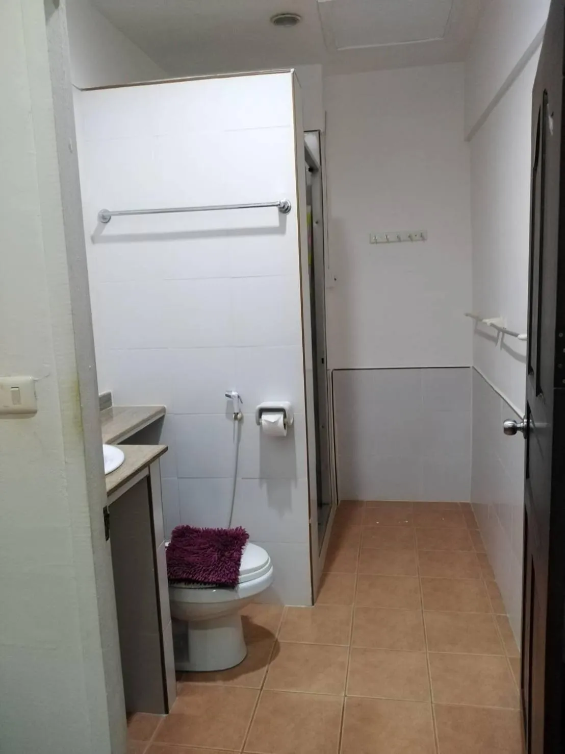 Bathroom in White House By Sorot ตึกขาวโดยโสรฬ