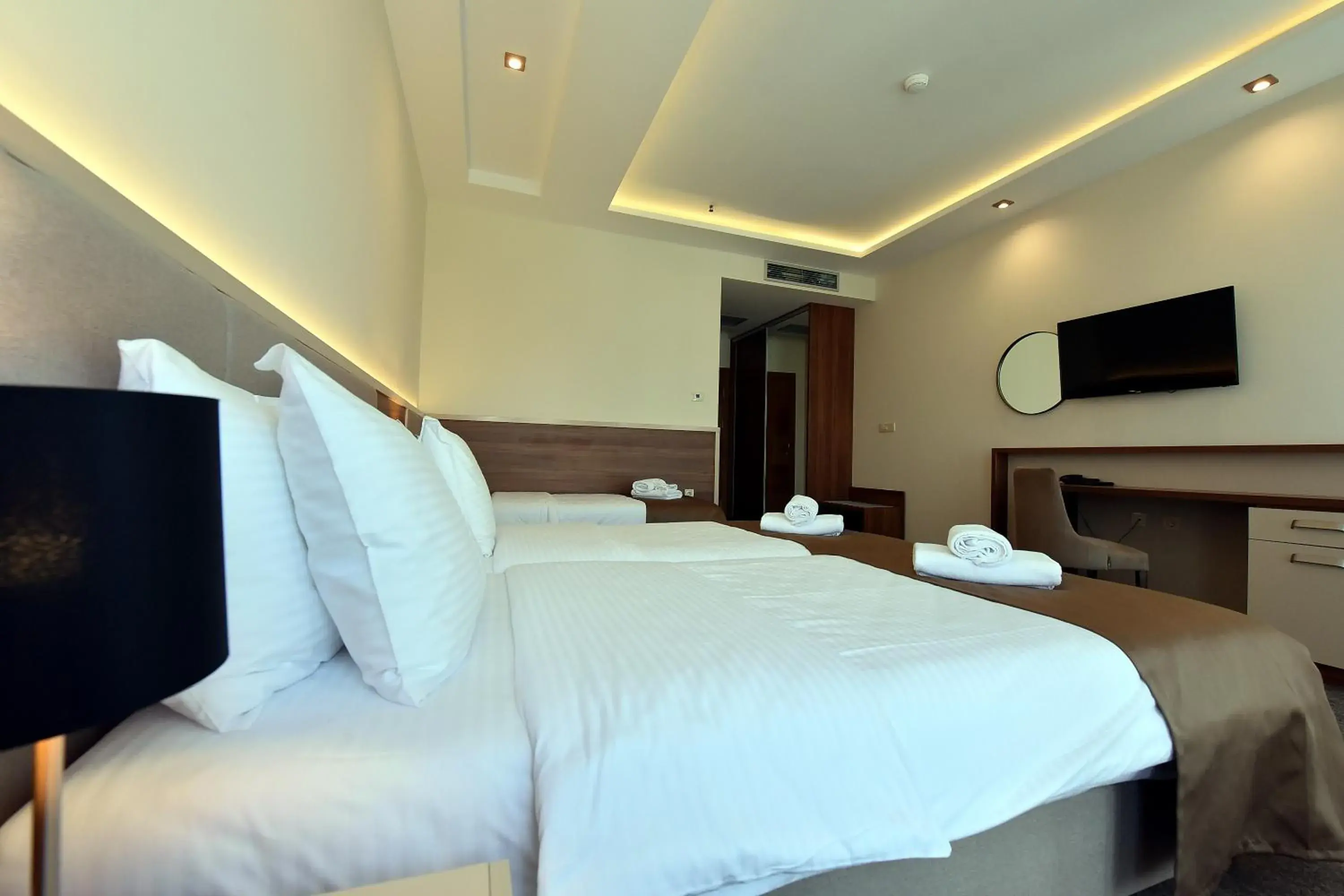 Deluxe Single Room in Hotel Lazaro Deluxe Single Room in Hotel Lazaro