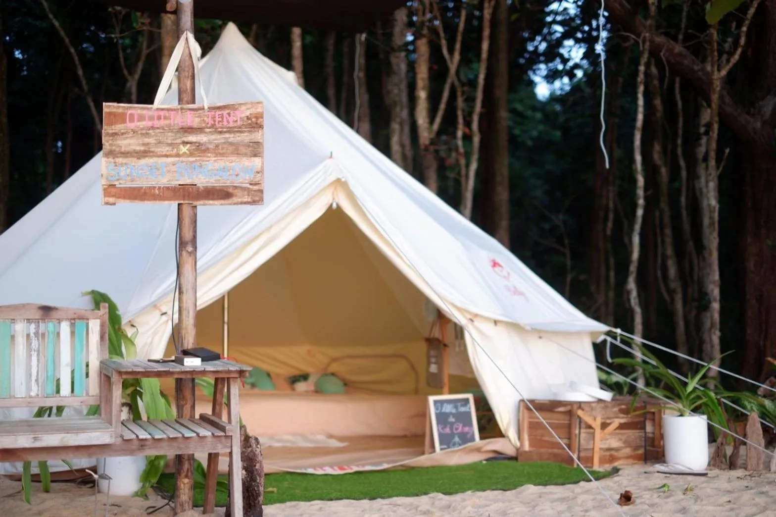 Bedroom in O Little Tent de Koh Chang