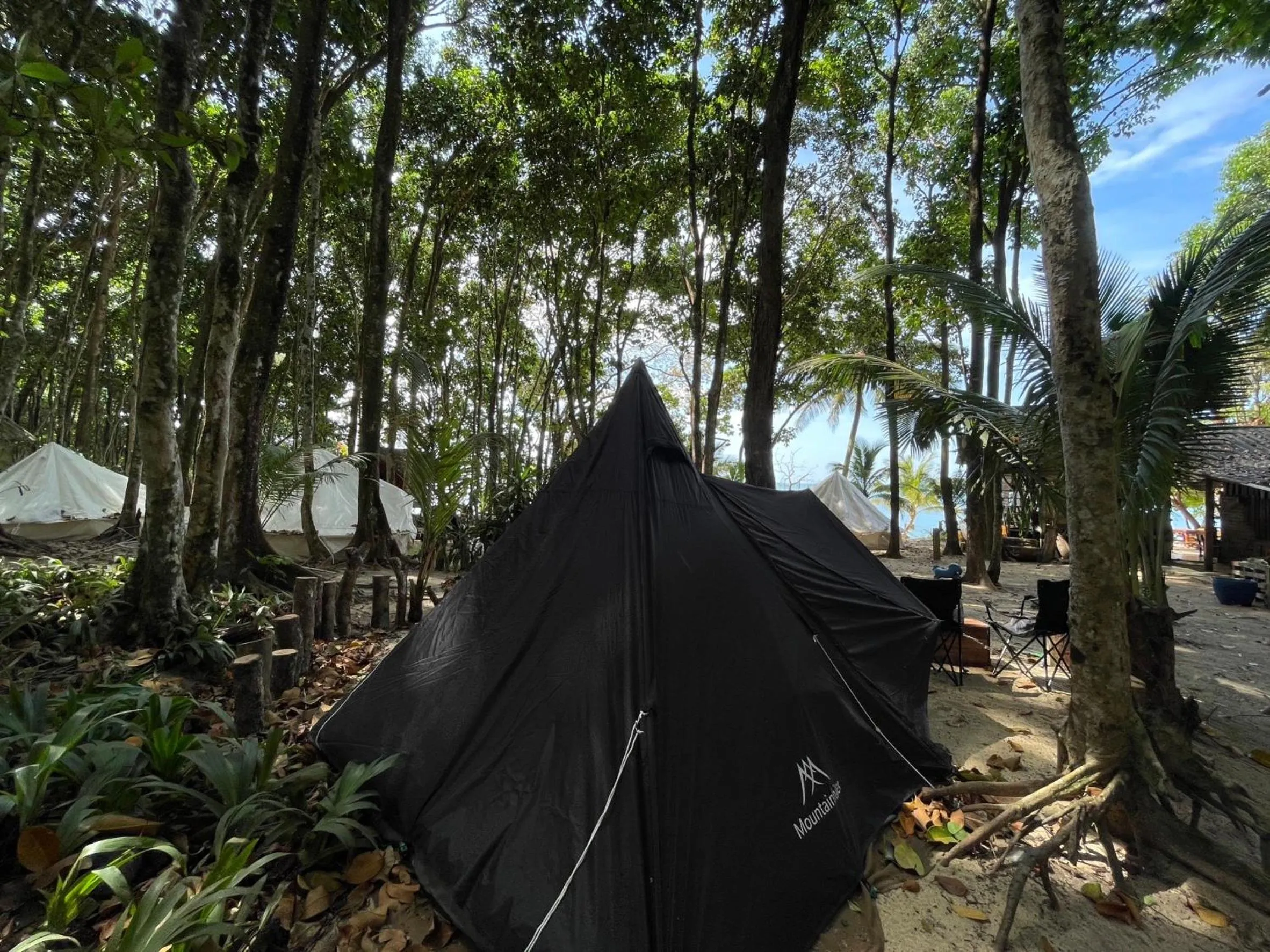 O Little Tent de Koh Chang
