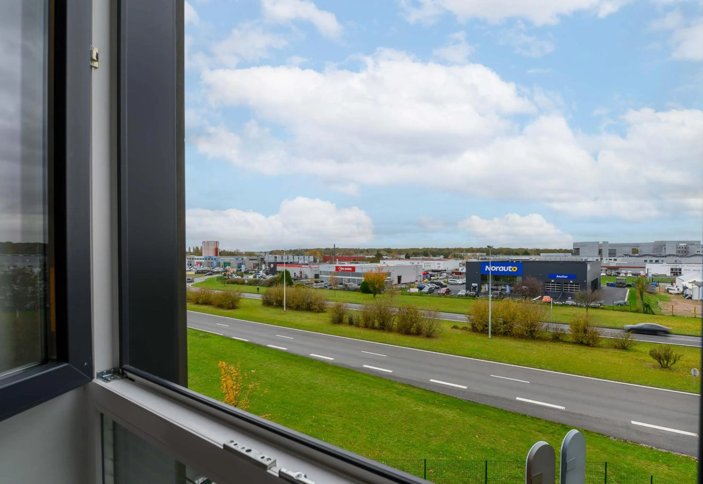 View (from property/room) in B&B HOTEL Compiègne