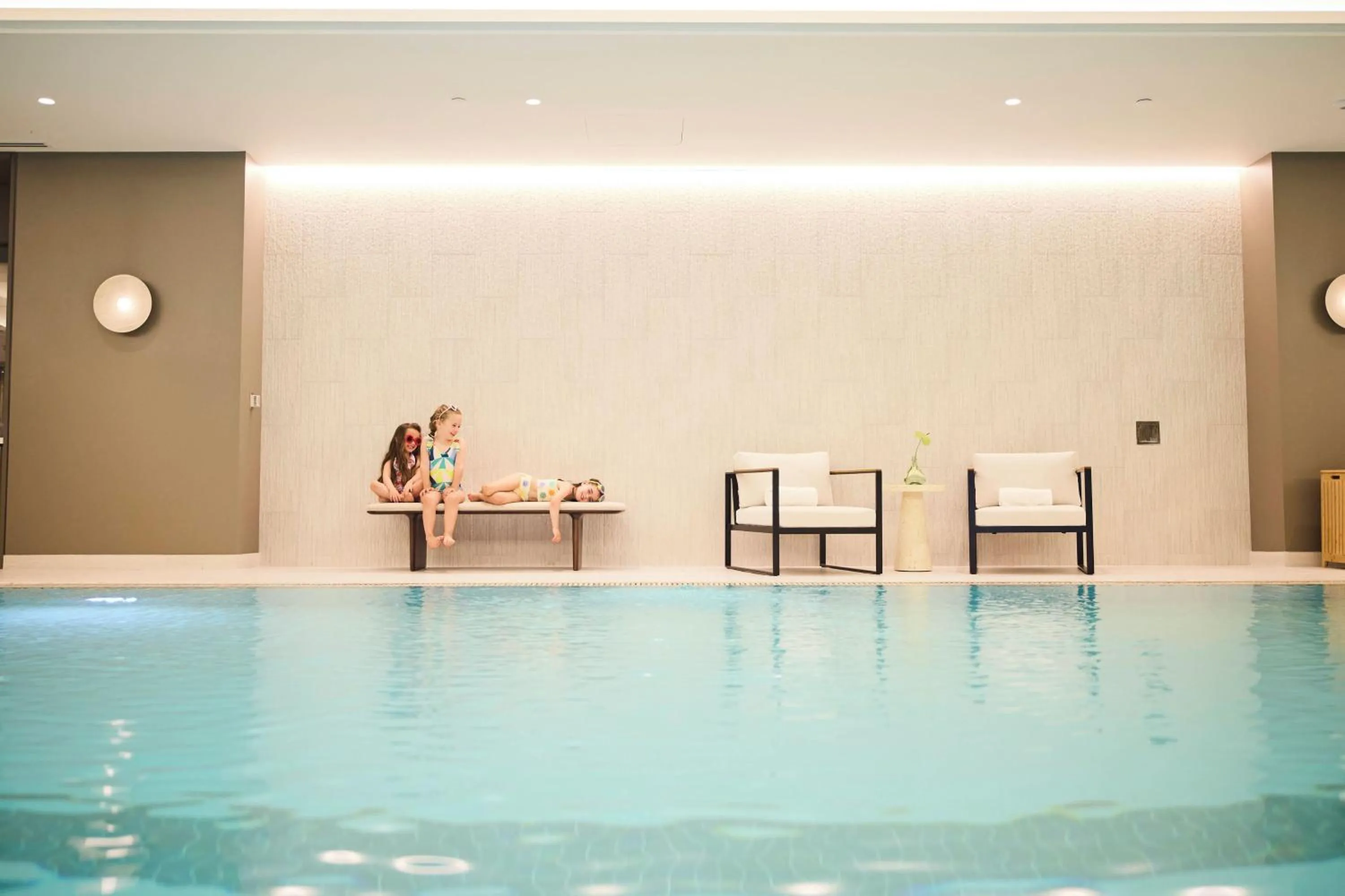 Swimming pool in Boston Harbor Hotel