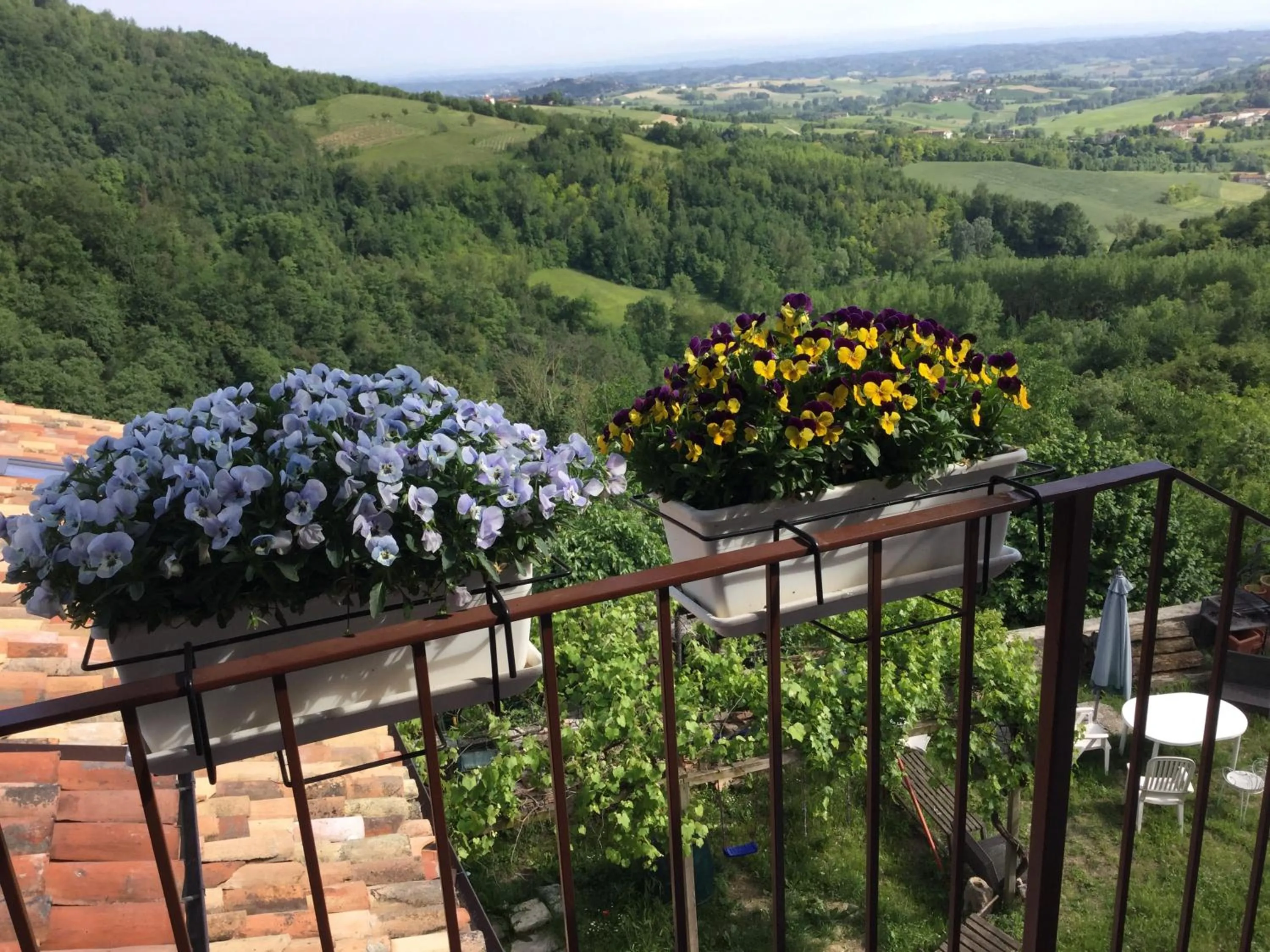 Landmark view in B&B Monferrato La Casa Sui Tetti