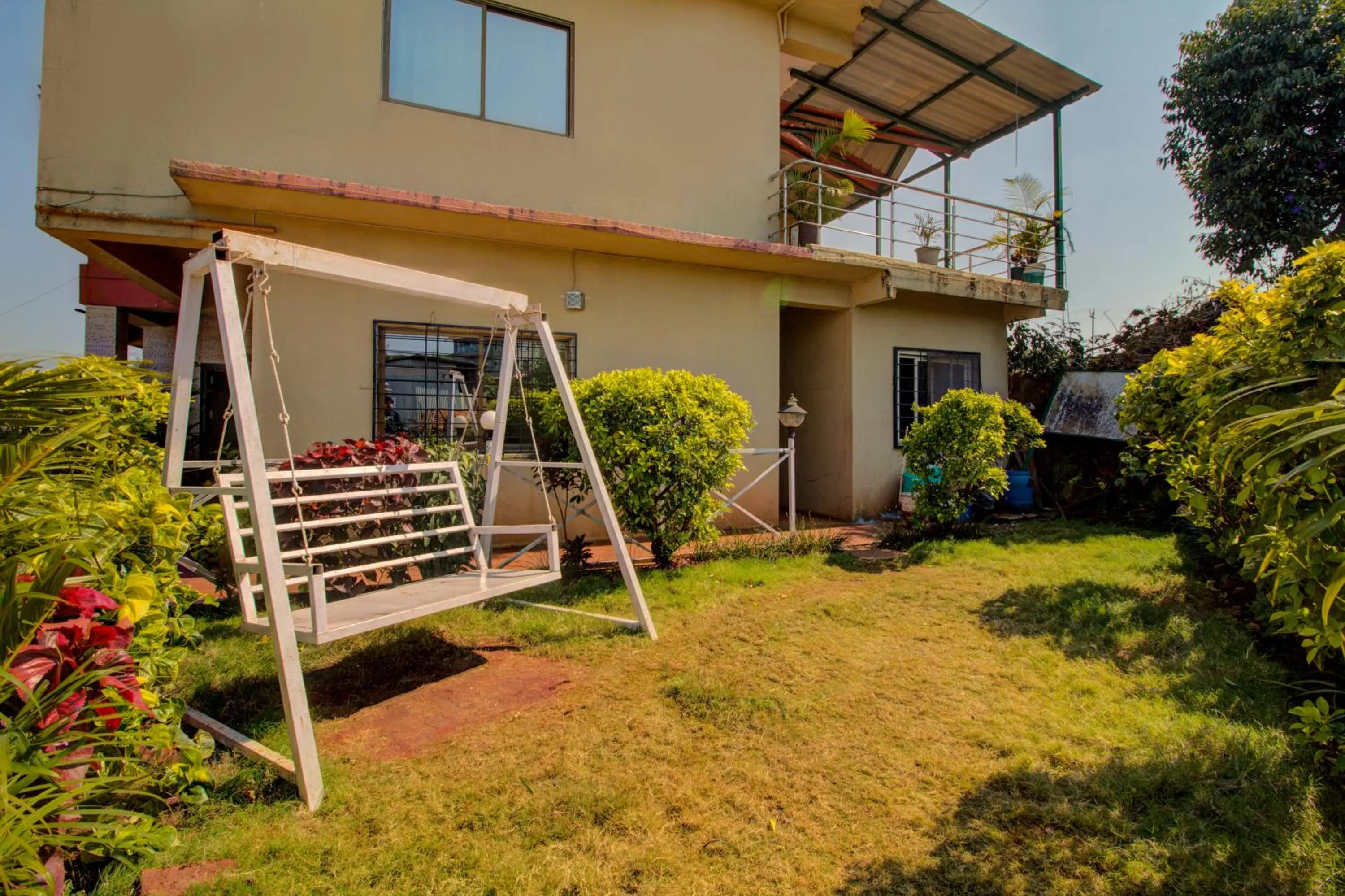 Garden in Evergreen Holidays Mahabaleshwar