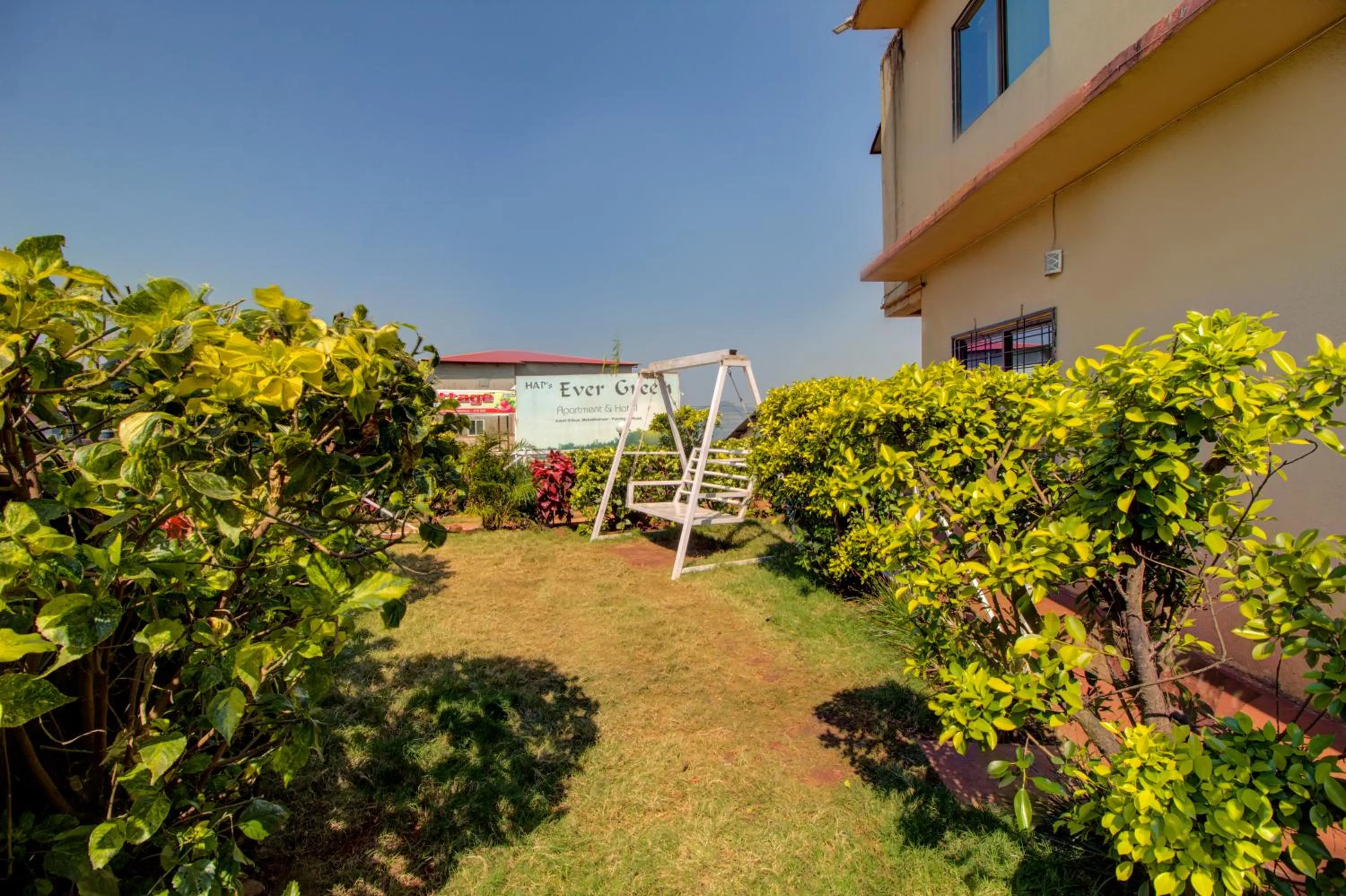 Garden in Evergreen Holidays Mahabaleshwar