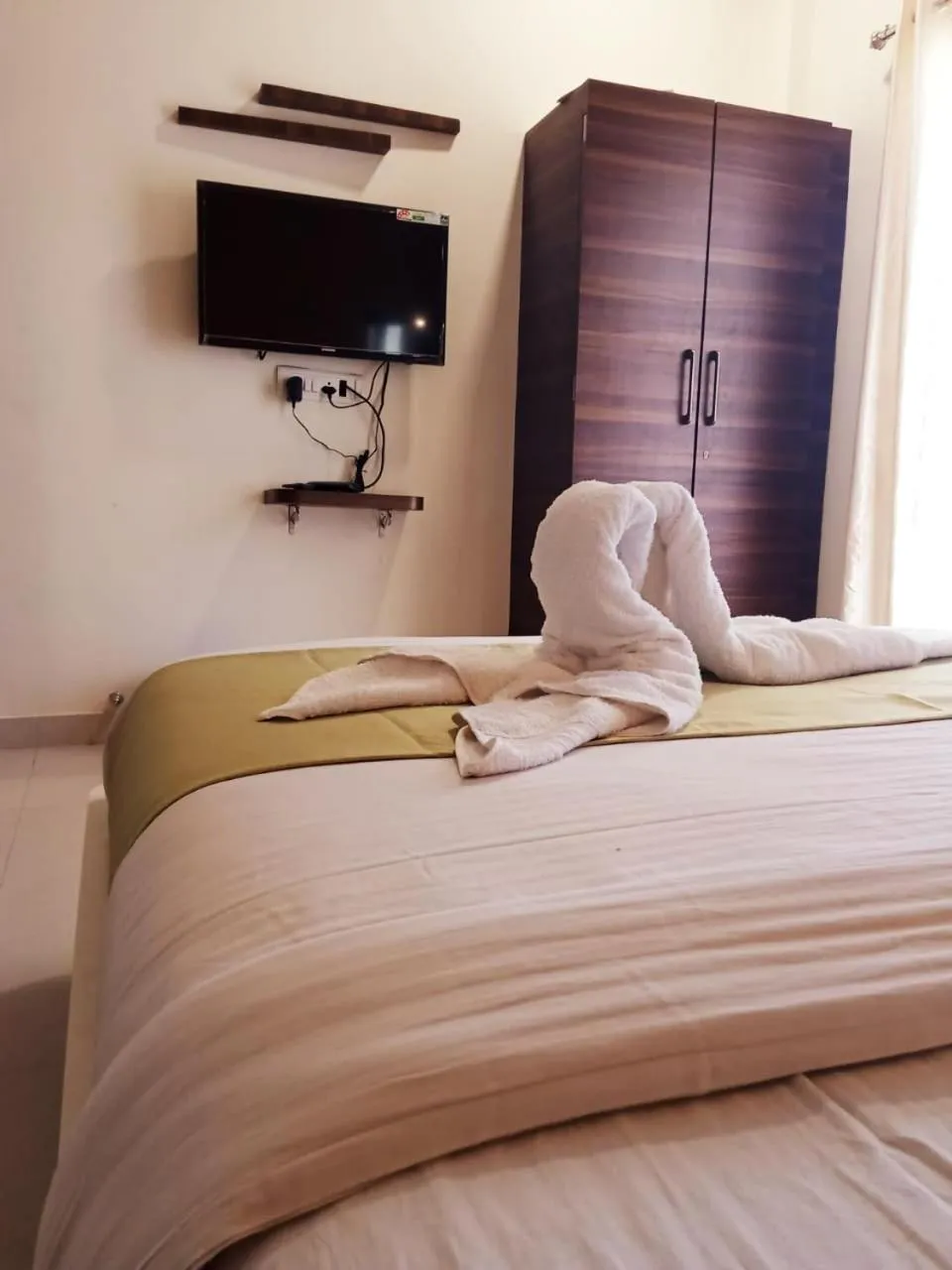 Bedroom, Bed in Evergreen Holidays Mahabaleshwar