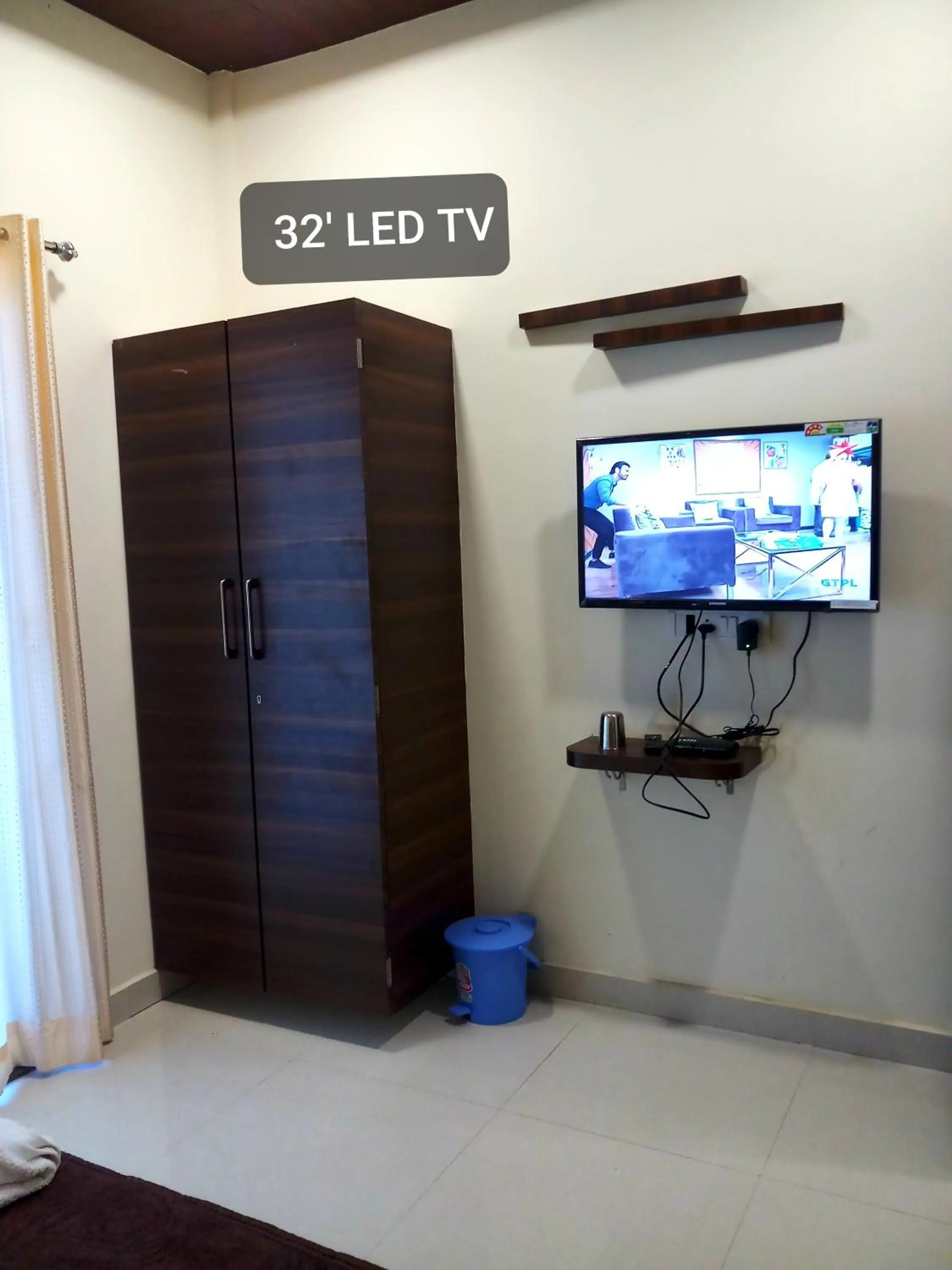 TV and multimedia in Evergreen Holidays Mahabaleshwar