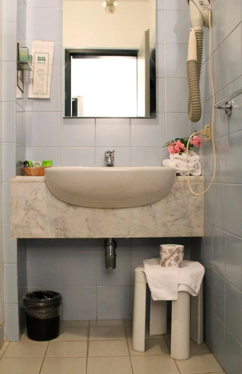 Bathroom in Green Hotel