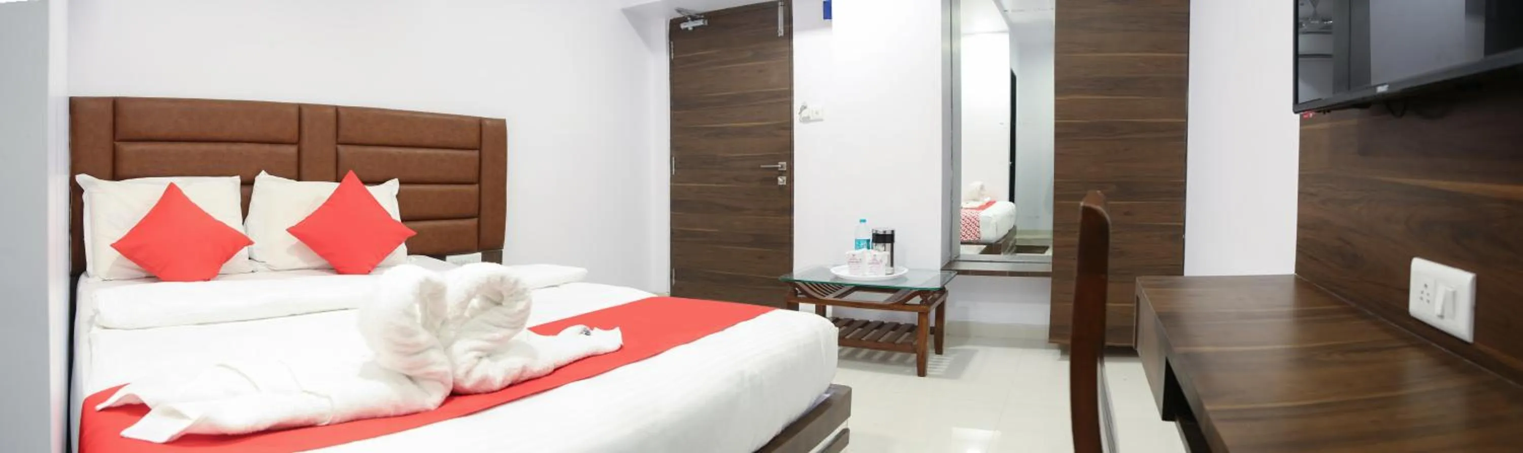 Bed in Hotel Apple Inn