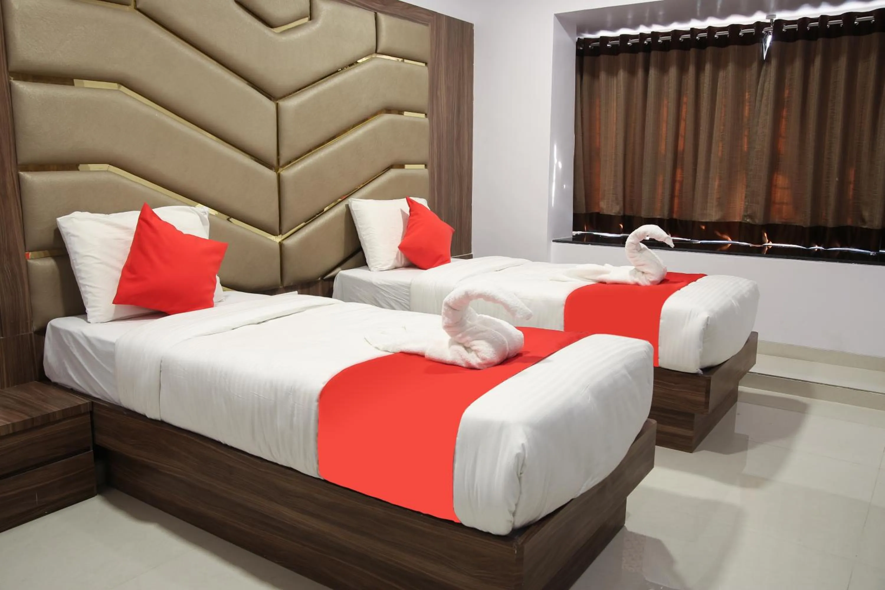 Bed in Hotel Apple Inn