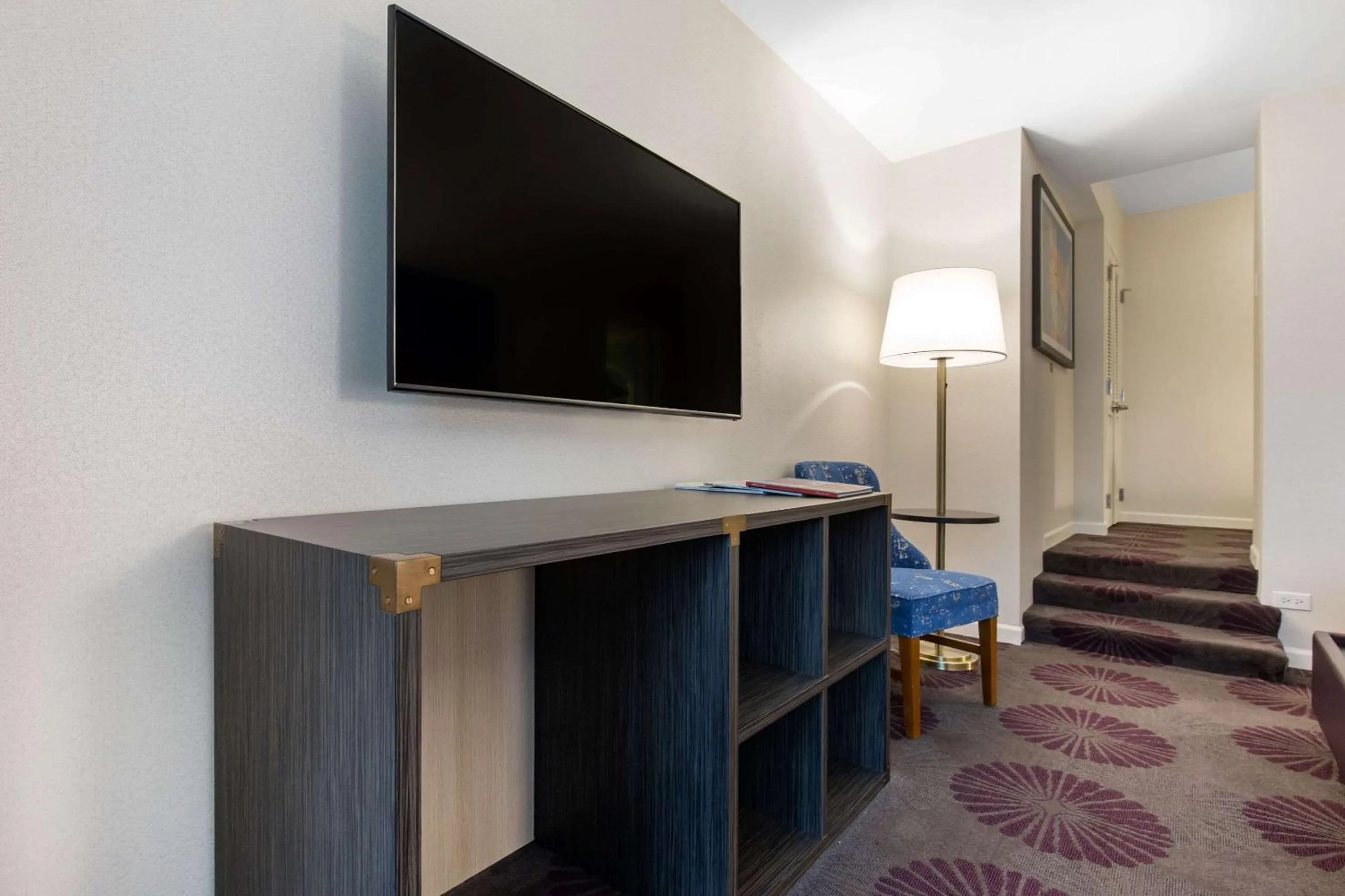 Photo of the whole room in The Chicago Hotel Collection Magnificent Mile