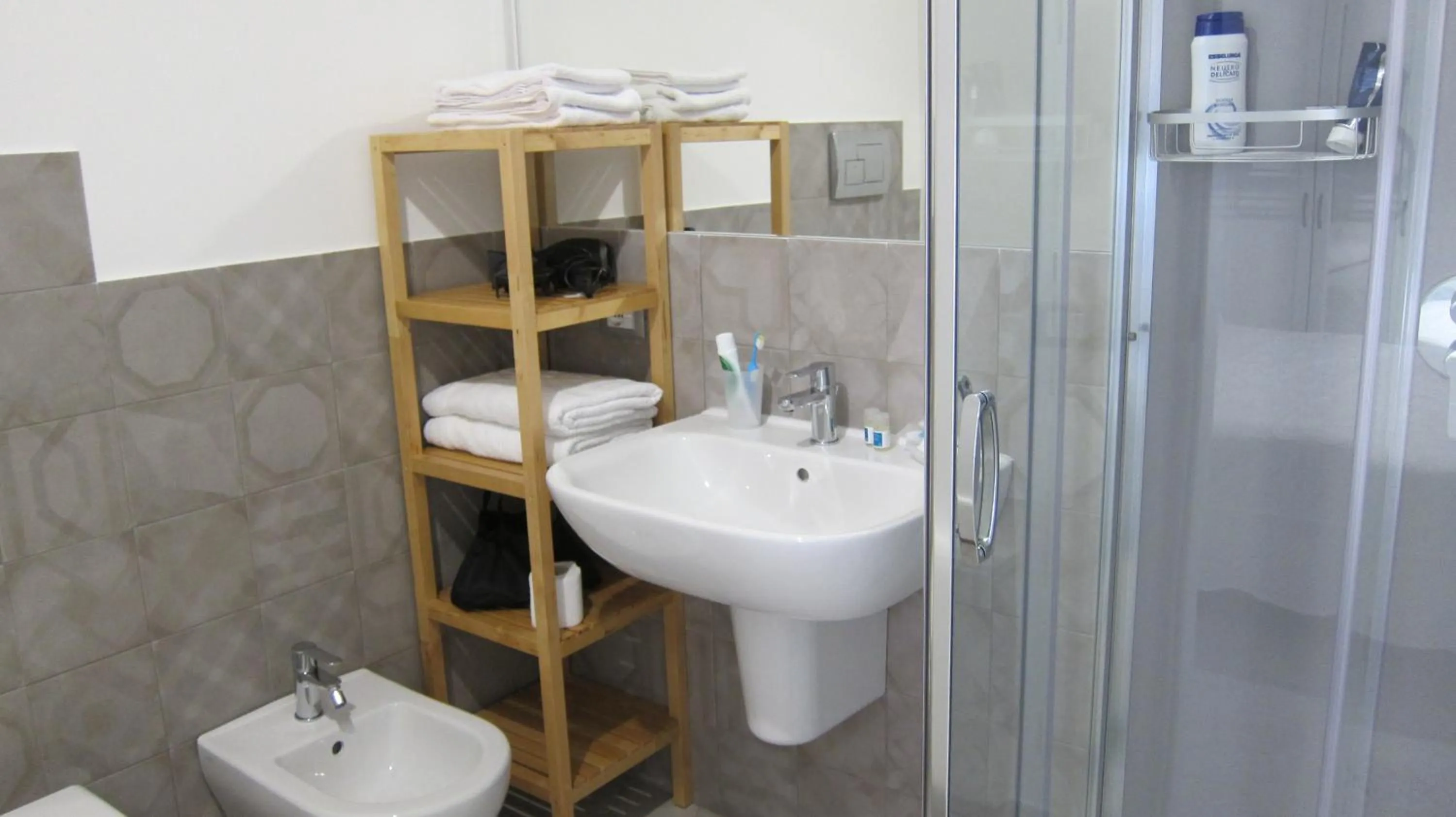 Bathroom in Federico Secondo B&B