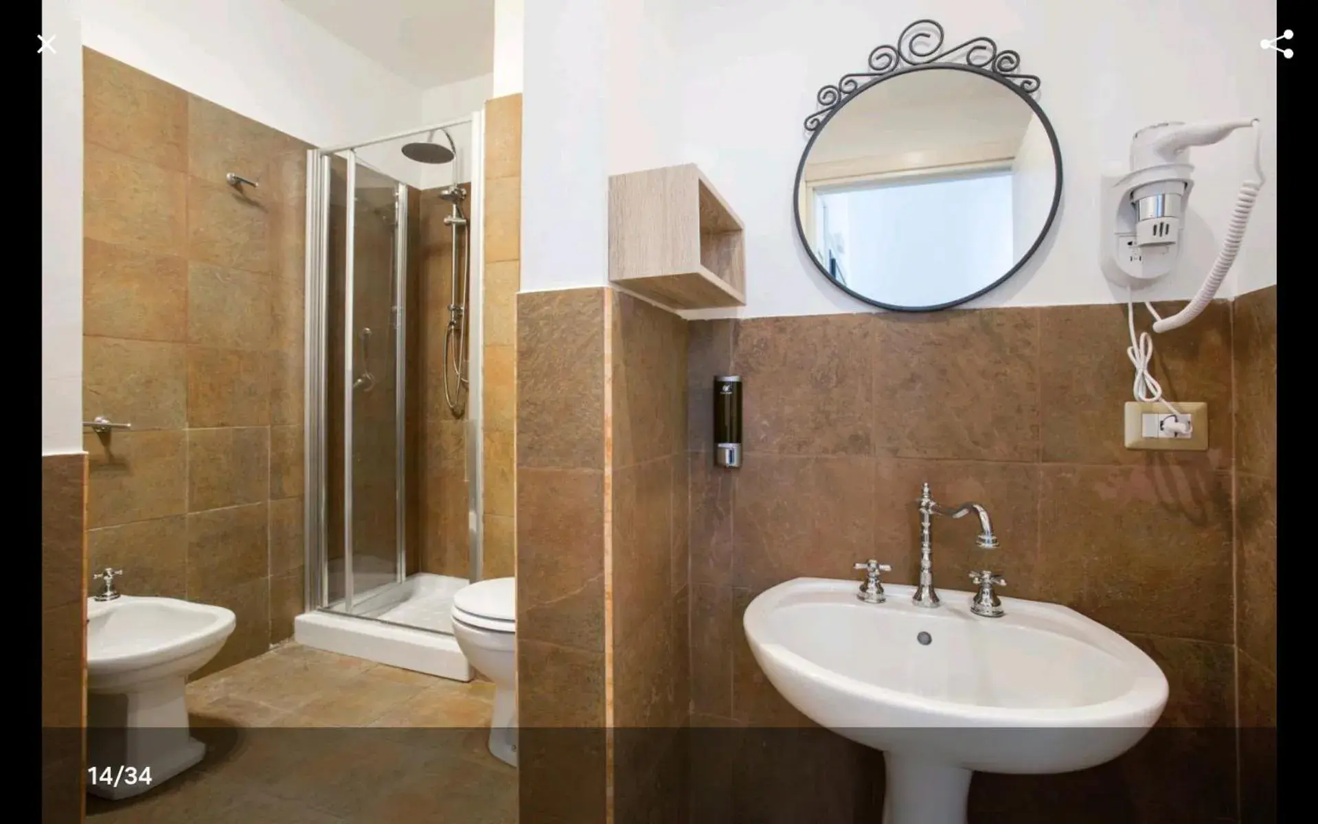 Triple Room with Private Bathroom - single occupancy in Let's B&B Triple Room with Private Bathroom - single occupancy in Let's B&B