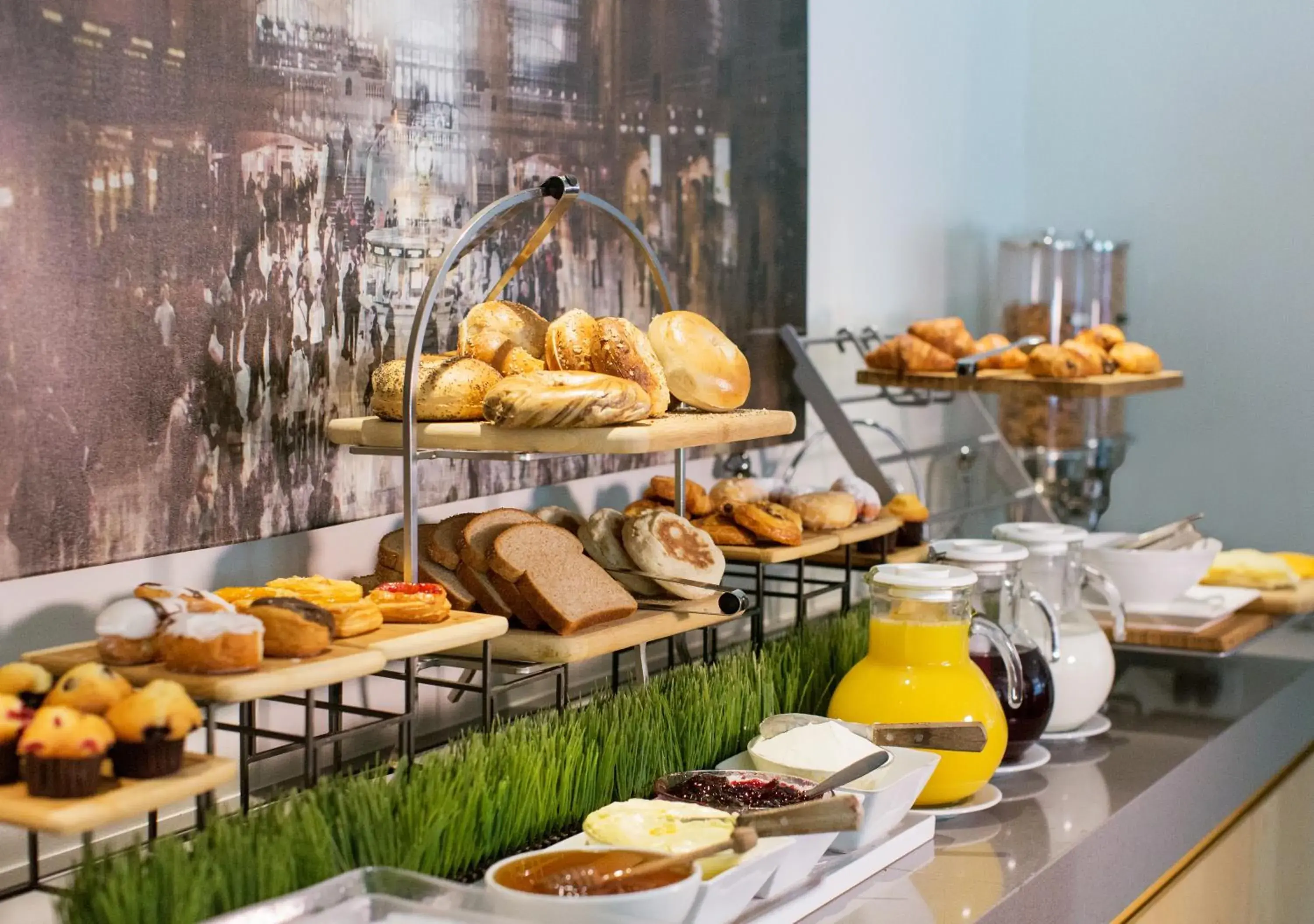 Continental breakfast in The Fifty Sonesta Hotel New York Continental breakfast in The Fifty Sonesta Hotel New York
