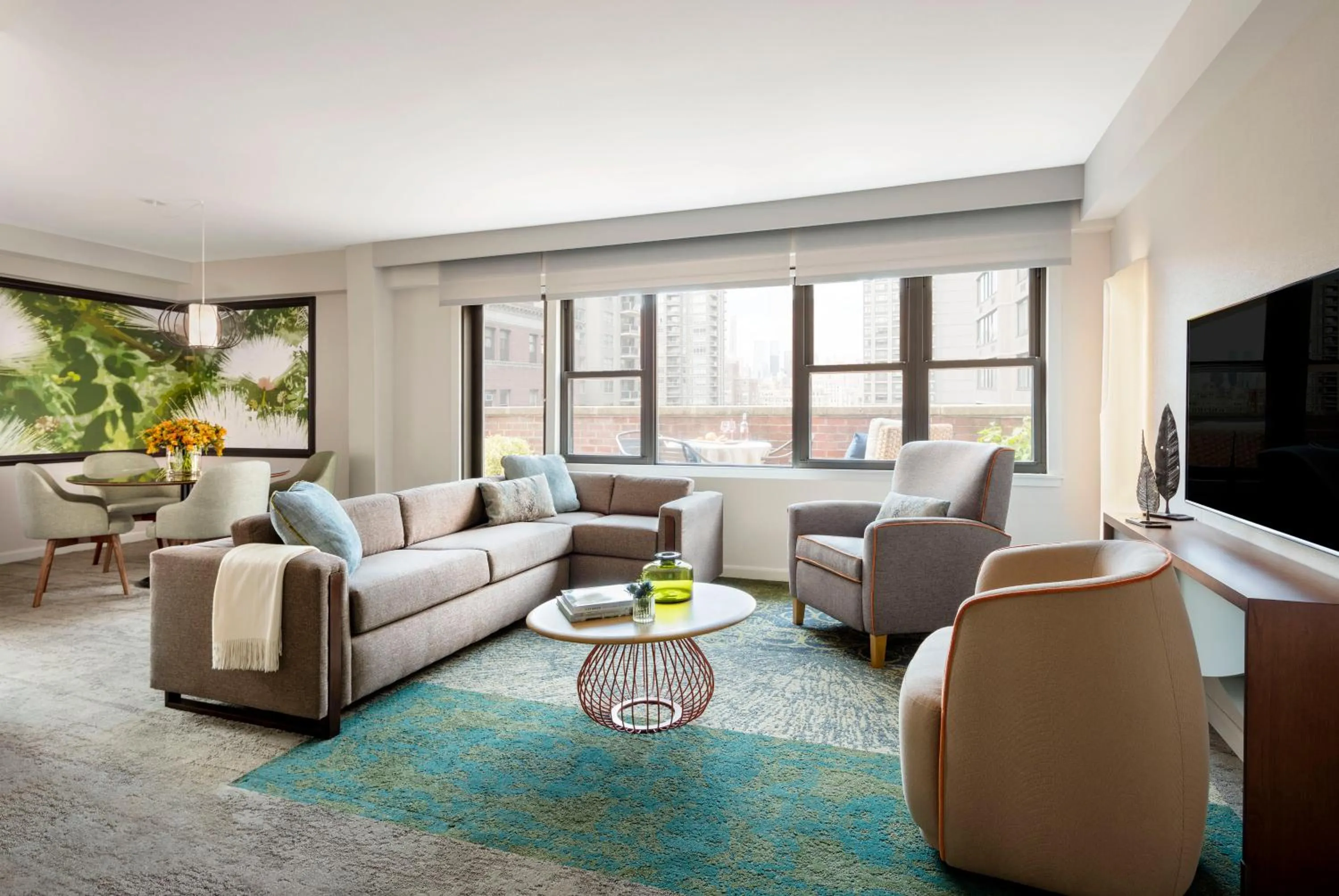 Living room in The Gardens Sonesta ES Suites New York