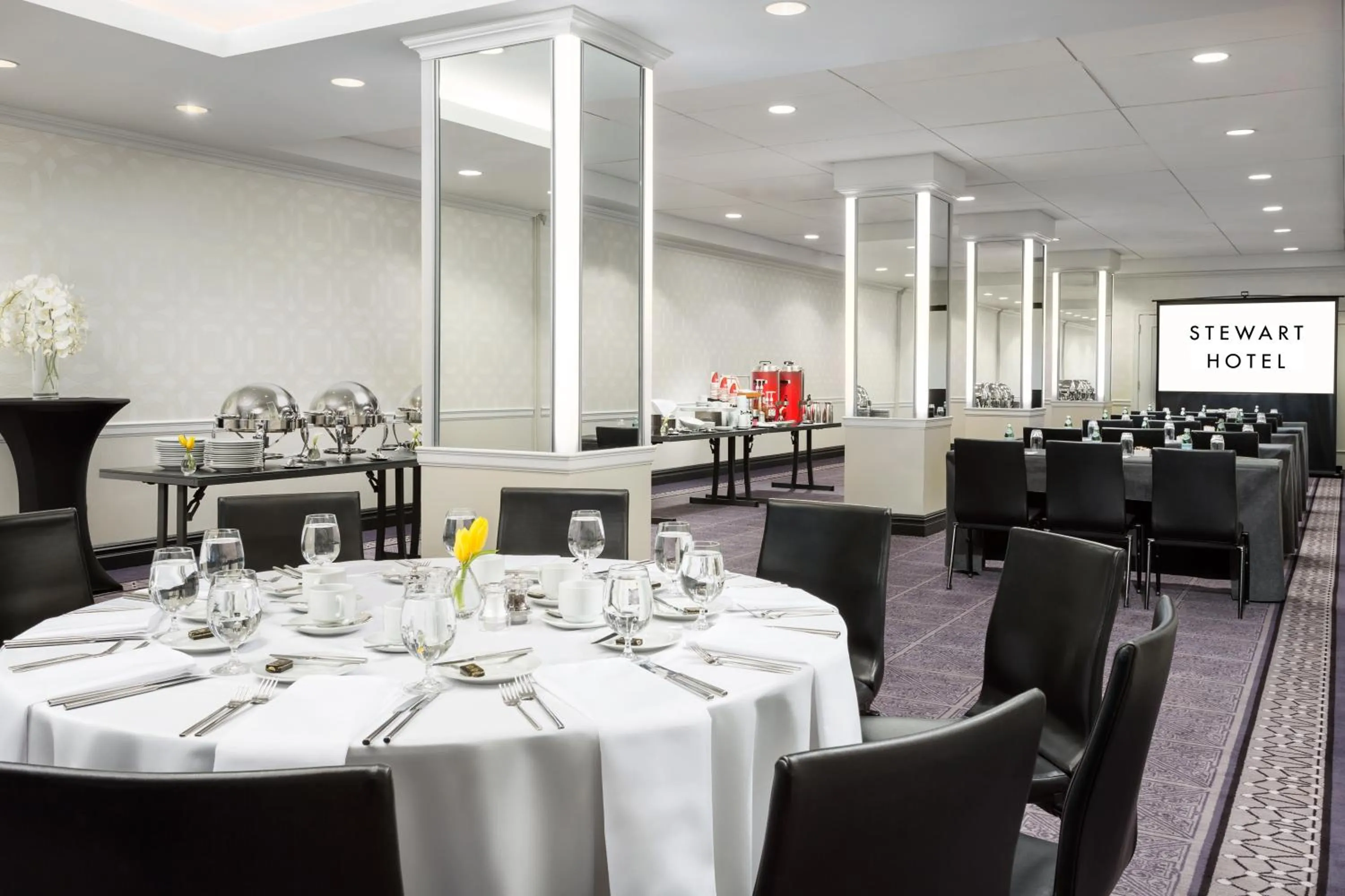 Meeting/conference room, Restaurant/Places to Eat in Manhattan NYC-an Affinia Hotel
