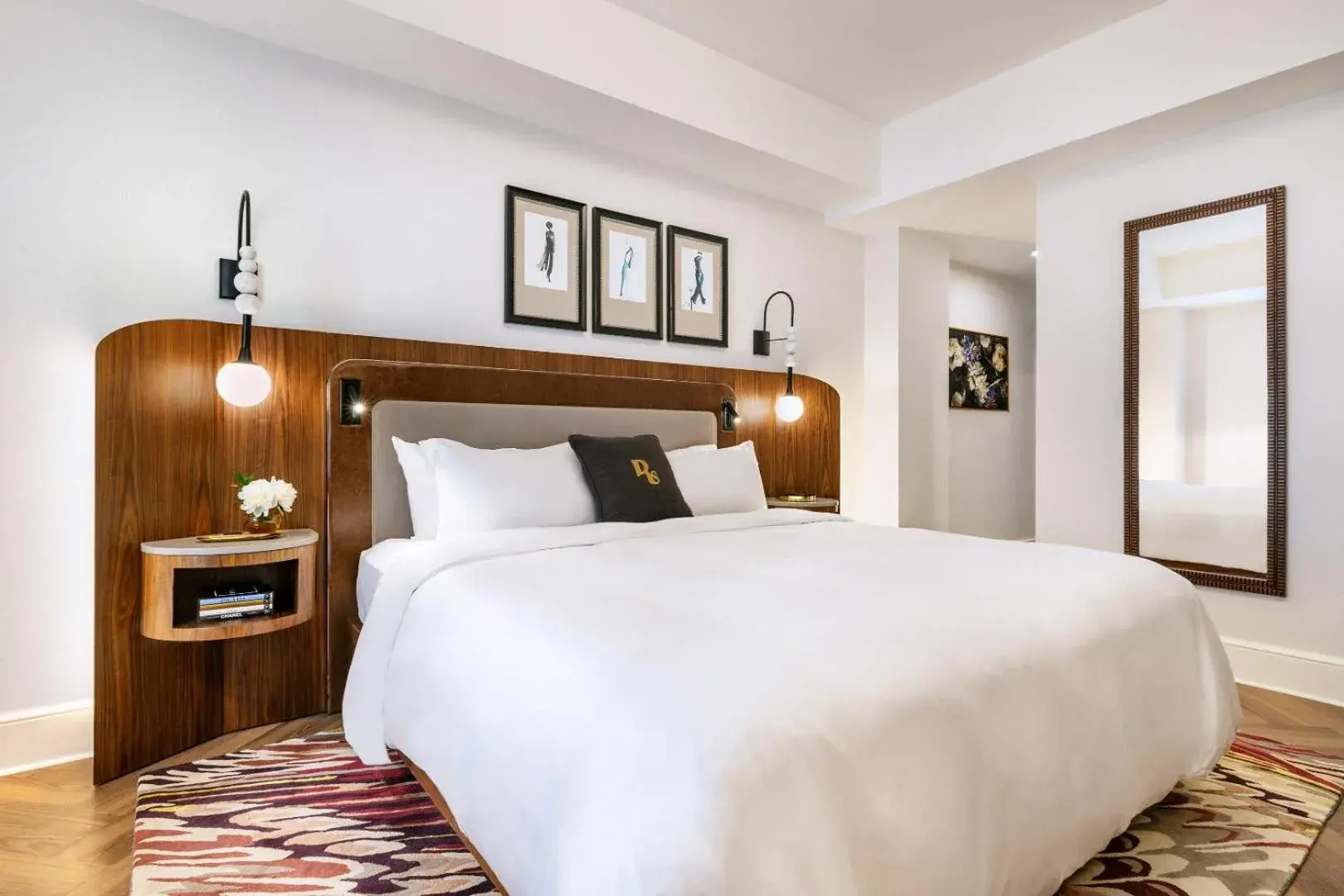 Bed in The Benjamin Royal Sonesta New York Bed in The Benjamin Royal Sonesta New York