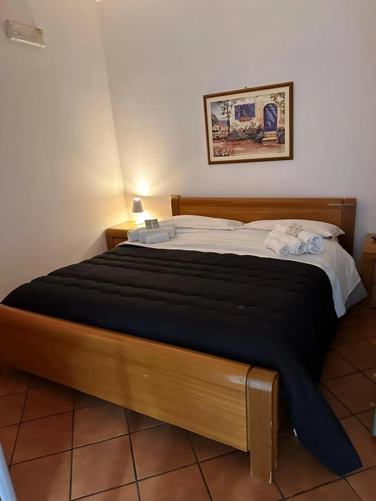 Small Double Room - single occupancy in B&B L'Infiorescenza new Small Double Room - single occupancy in B&B L'Infiorescenza new