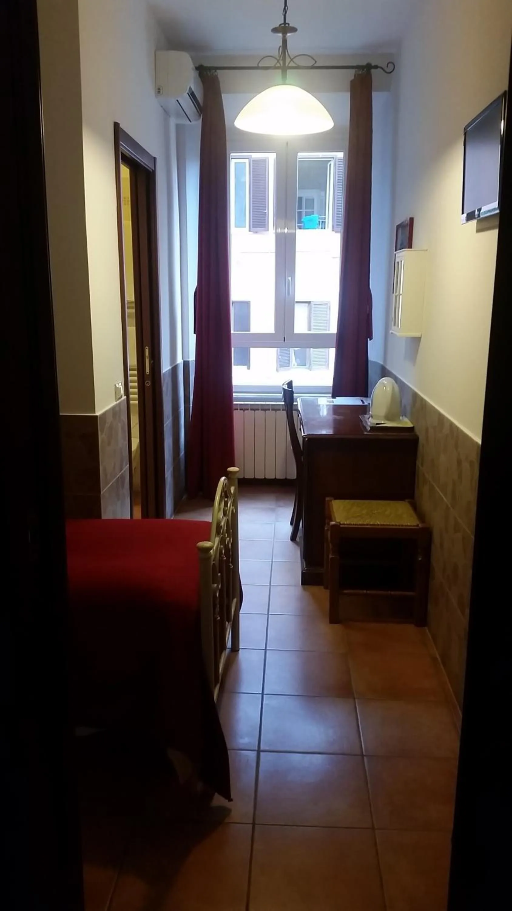 Photo of the whole room, Bed in Vecchia Roma Resort