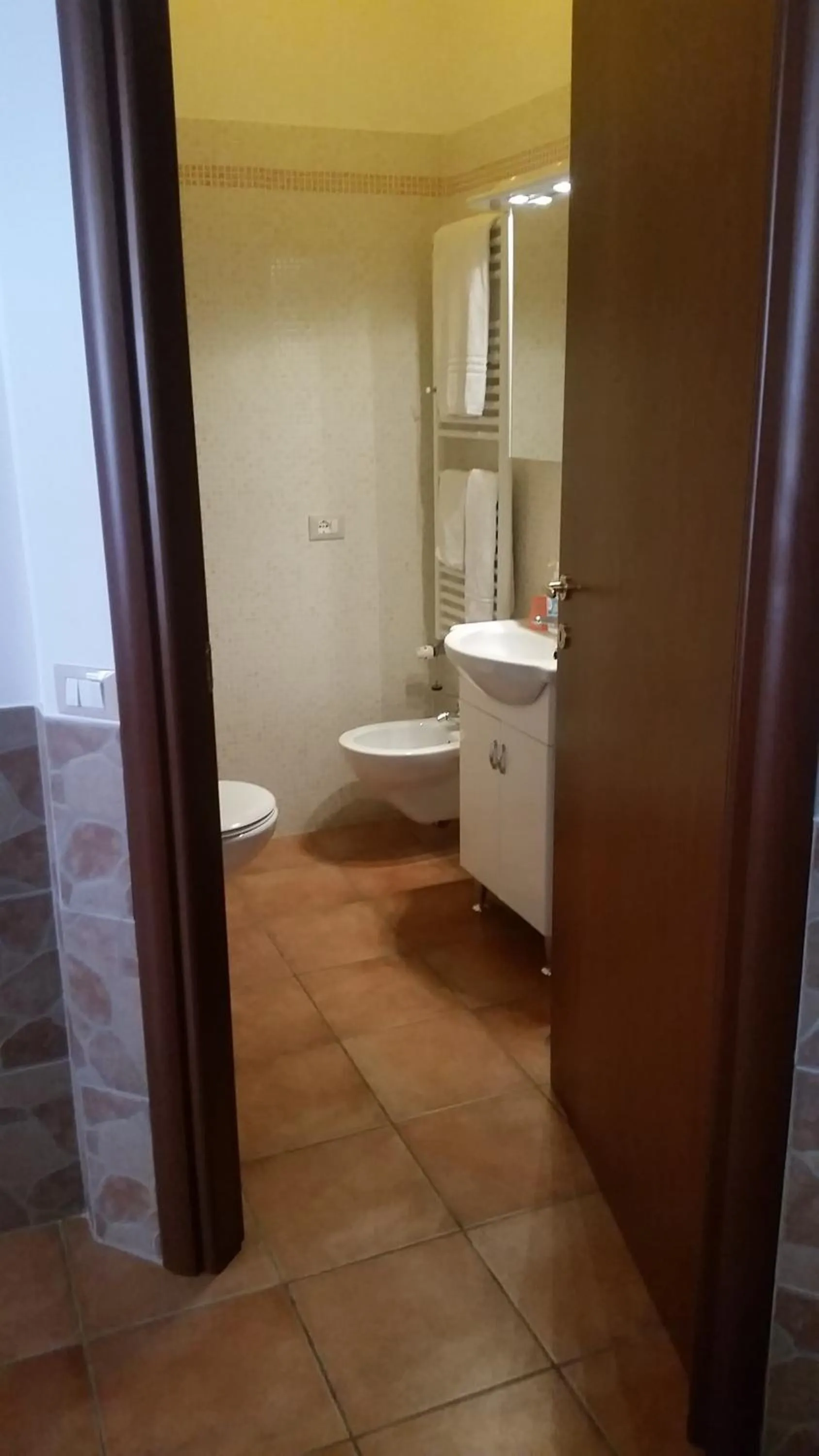 Bathroom in Vecchia Roma Resort