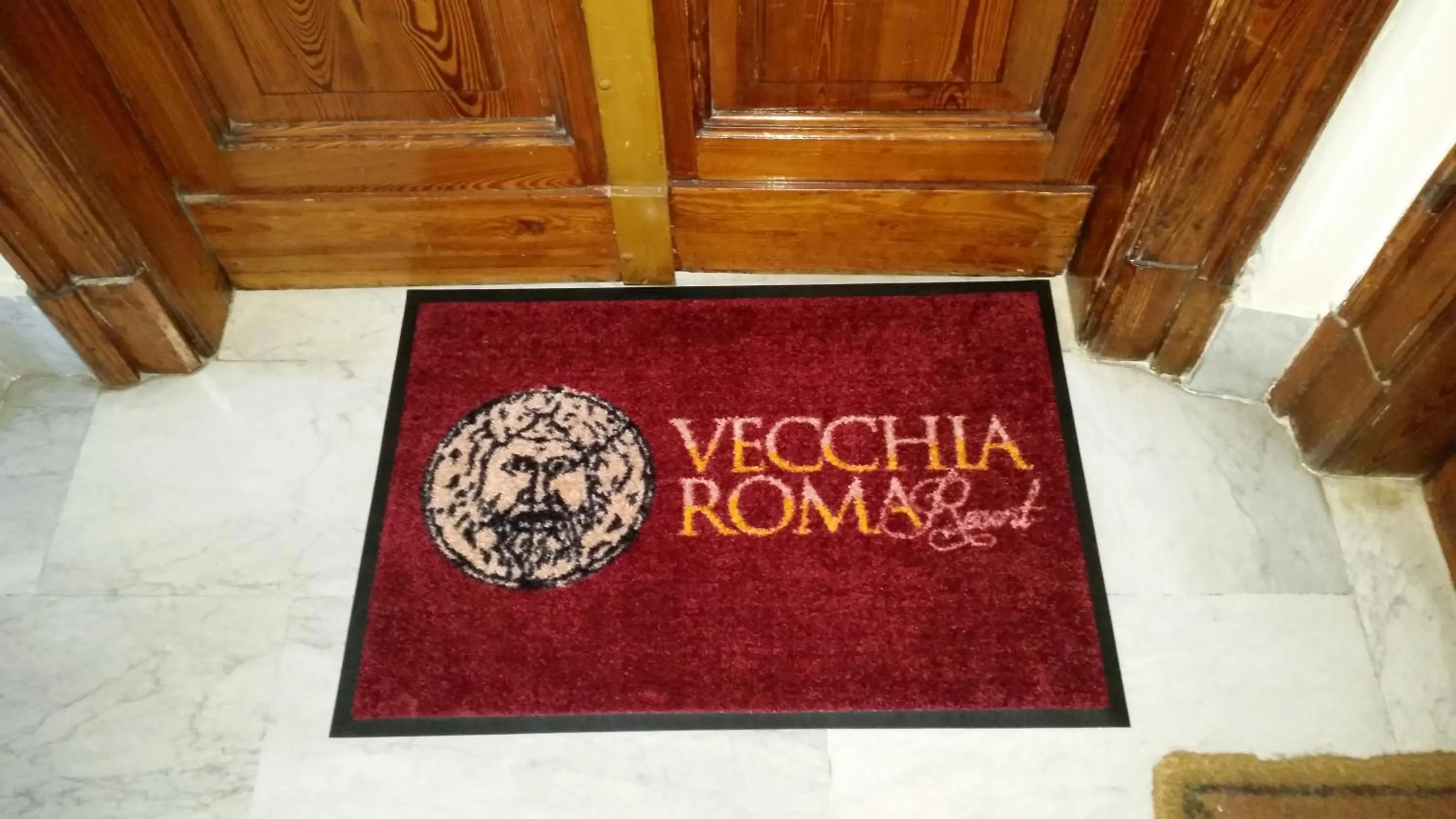 Decorative detail in Vecchia Roma Resort