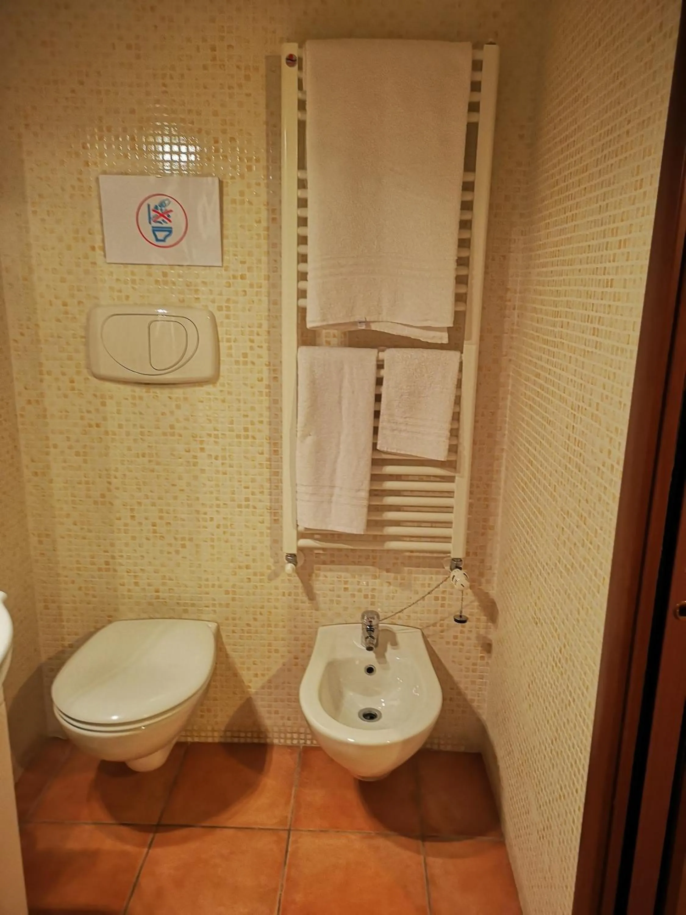 Bathroom in Vecchia Roma Resort