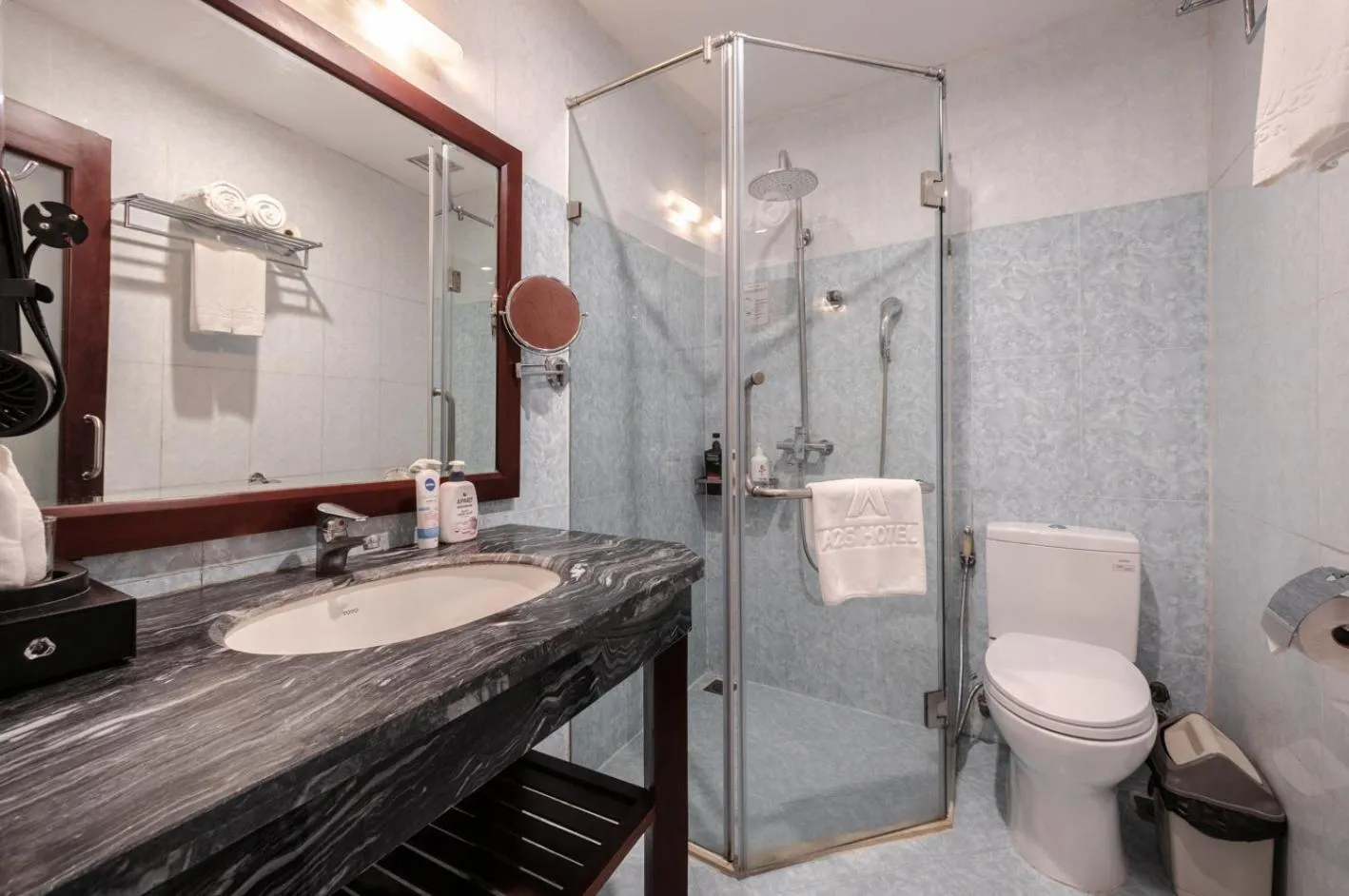 Shower in A25 Hotel - 63A Phương Liệt