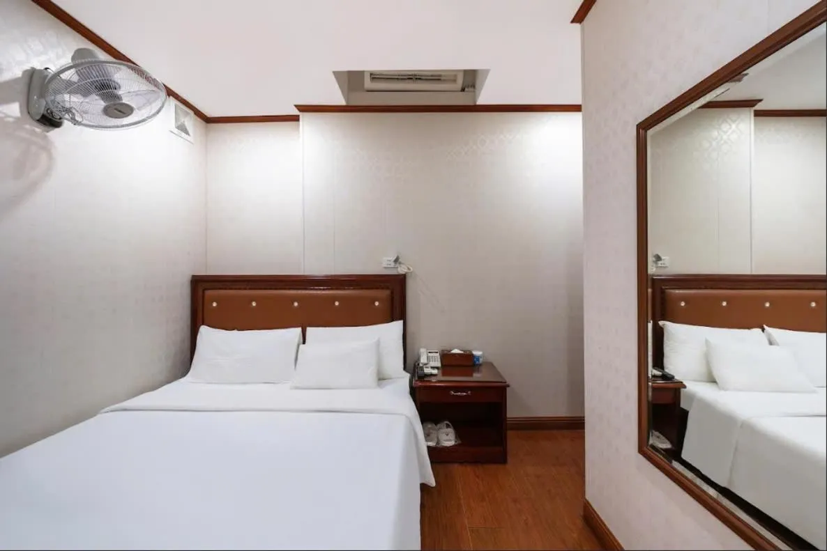 Bed in A25 Hotel - 221 Bạch Mai