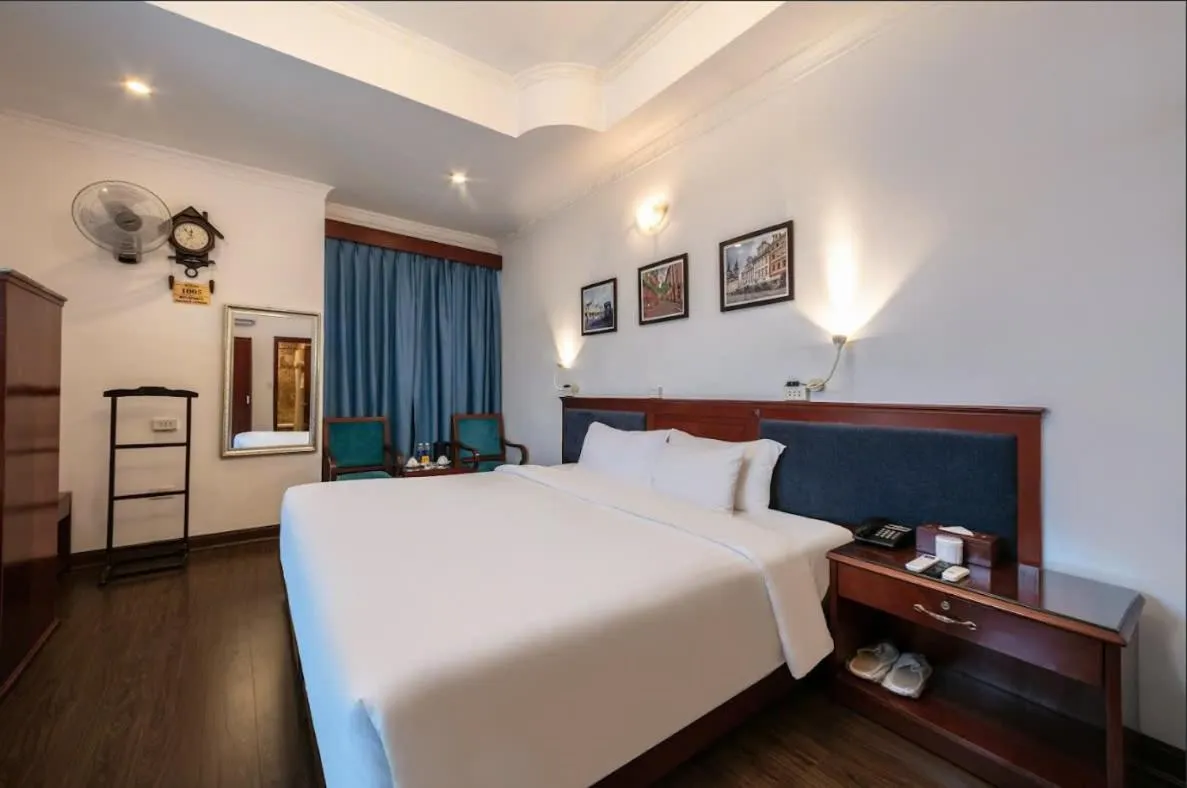 Bed in A25 Hotel - 221 Bạch Mai