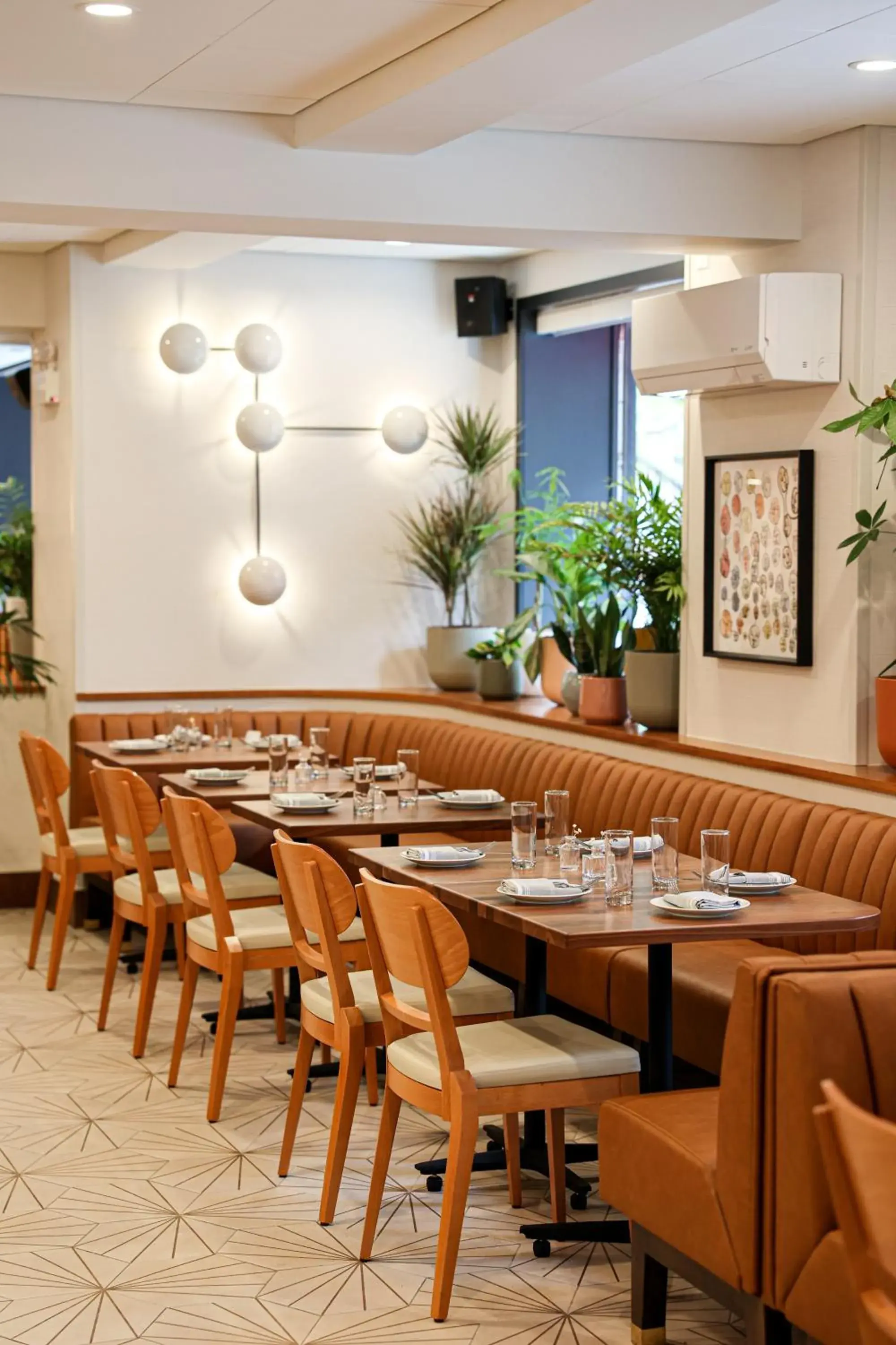 Restaurant/places to eat in The Shelburne Sonesta New York Restaurant/places to eat in The Shelburne Sonesta New York