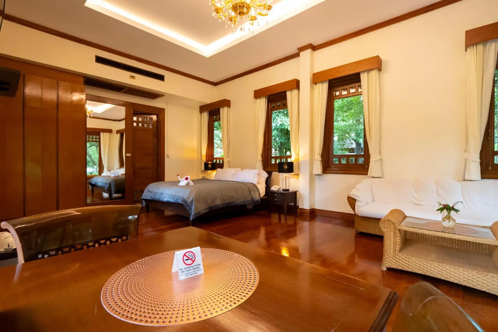 Photo of the whole room, Bed in Chayana Resort