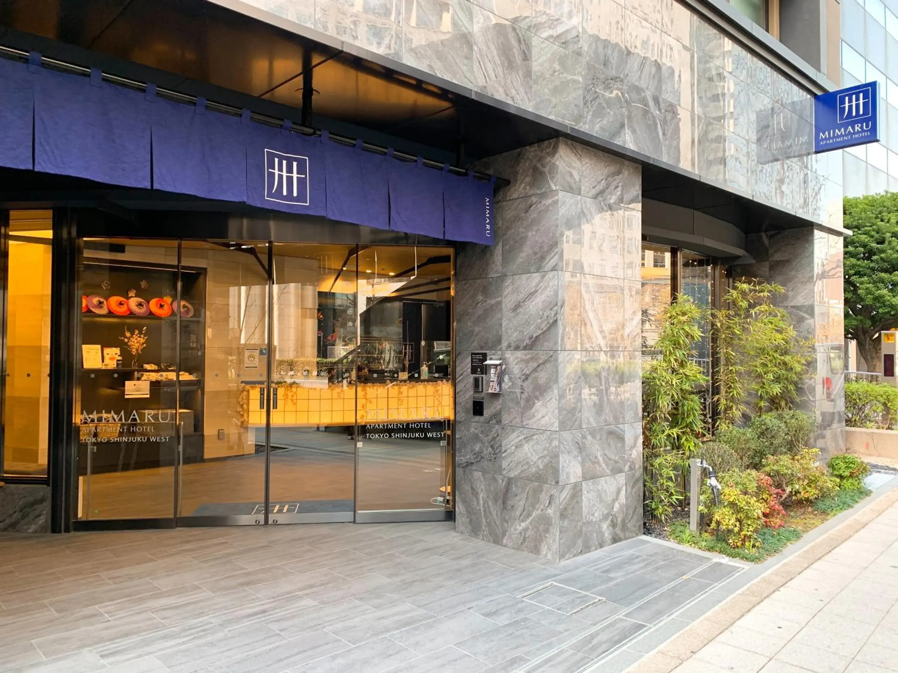 Facade/entrance in MIMARU Tokyo Shinjuku West Facade/entrance in MIMARU Tokyo Shinjuku West