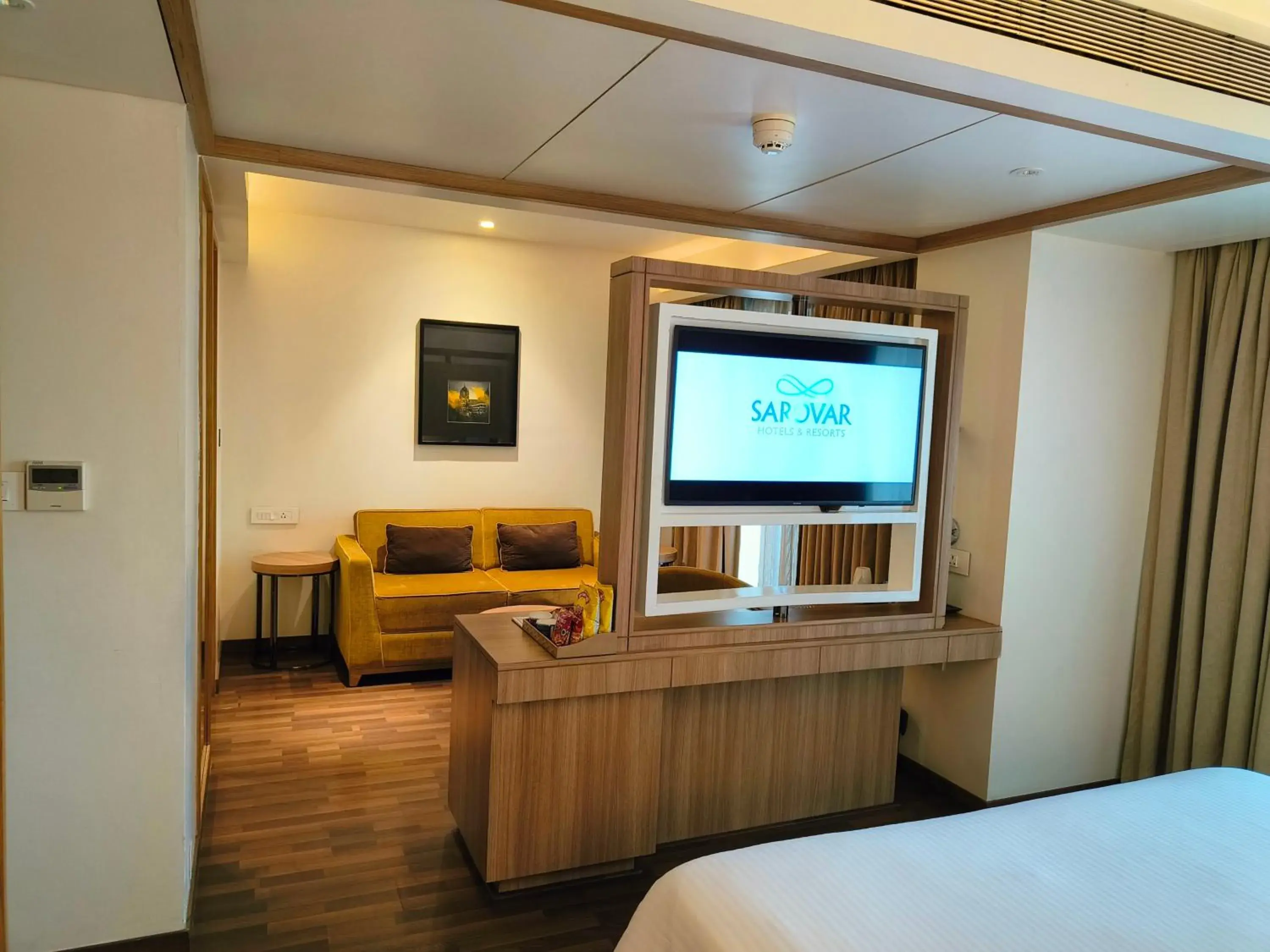 Suite Double Room - single occupancy in Royal Hometel Suites Suite Double Room - single occupancy in Royal Hometel Suites