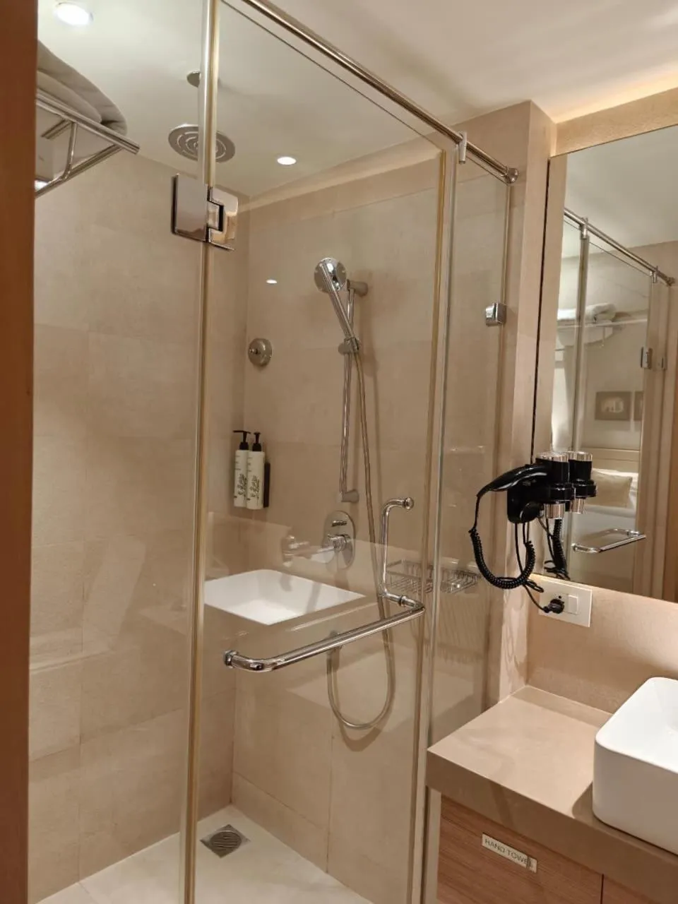 Shower in Royal Hometel Suites