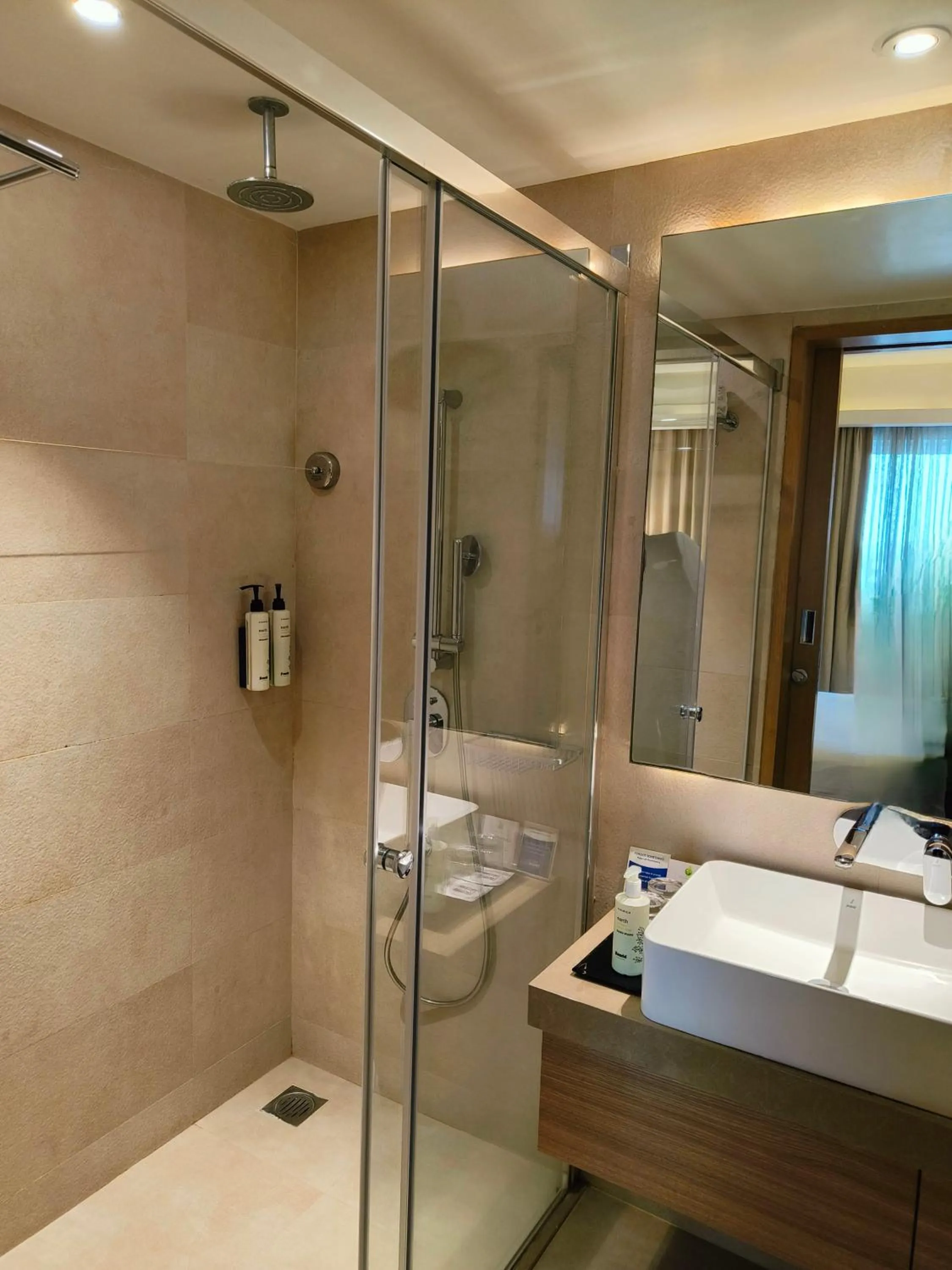 Bathroom in Royal Hometel Suites