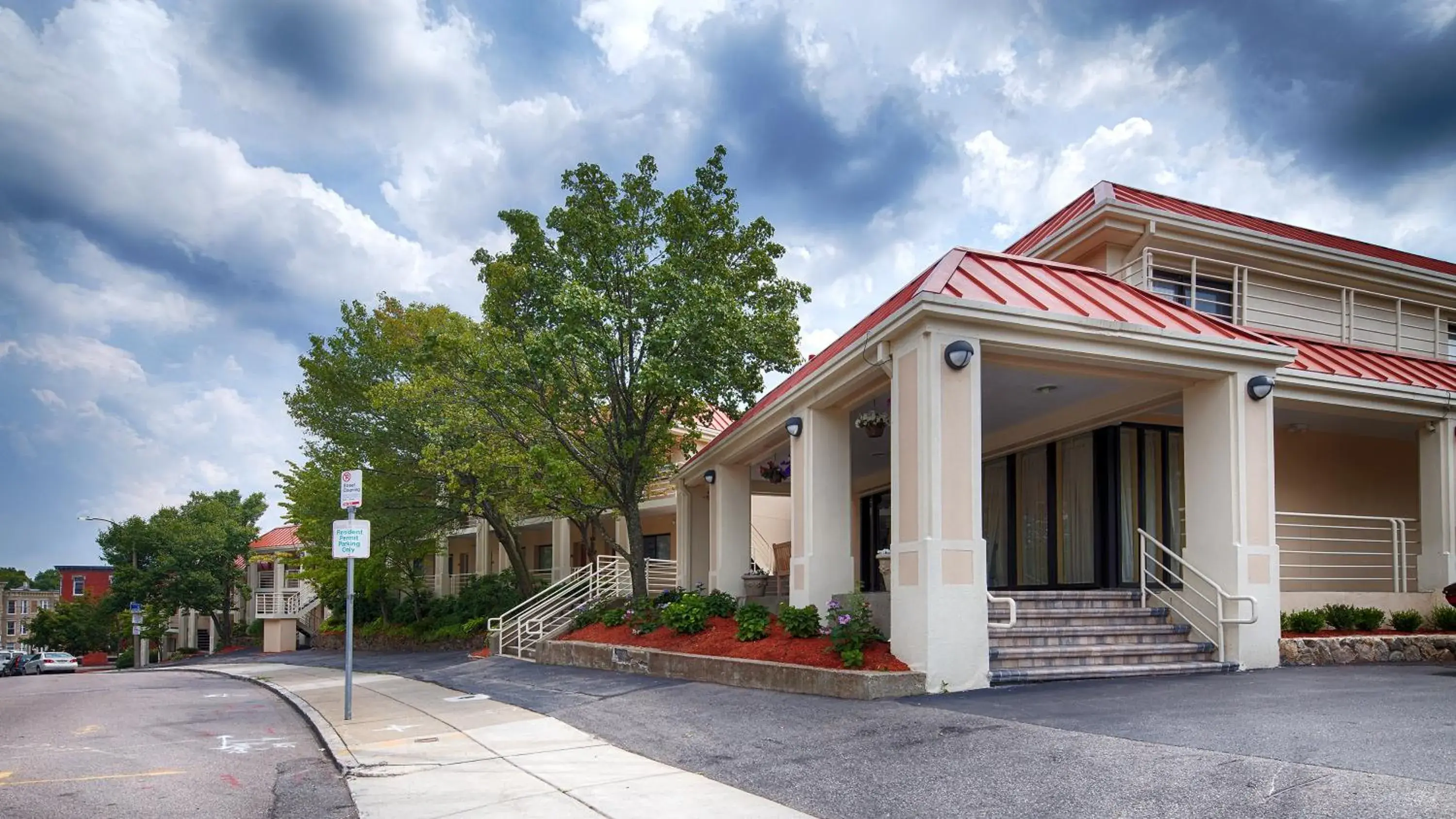 Facade/entrance in Hotel Boston Facade/entrance in Hotel Boston