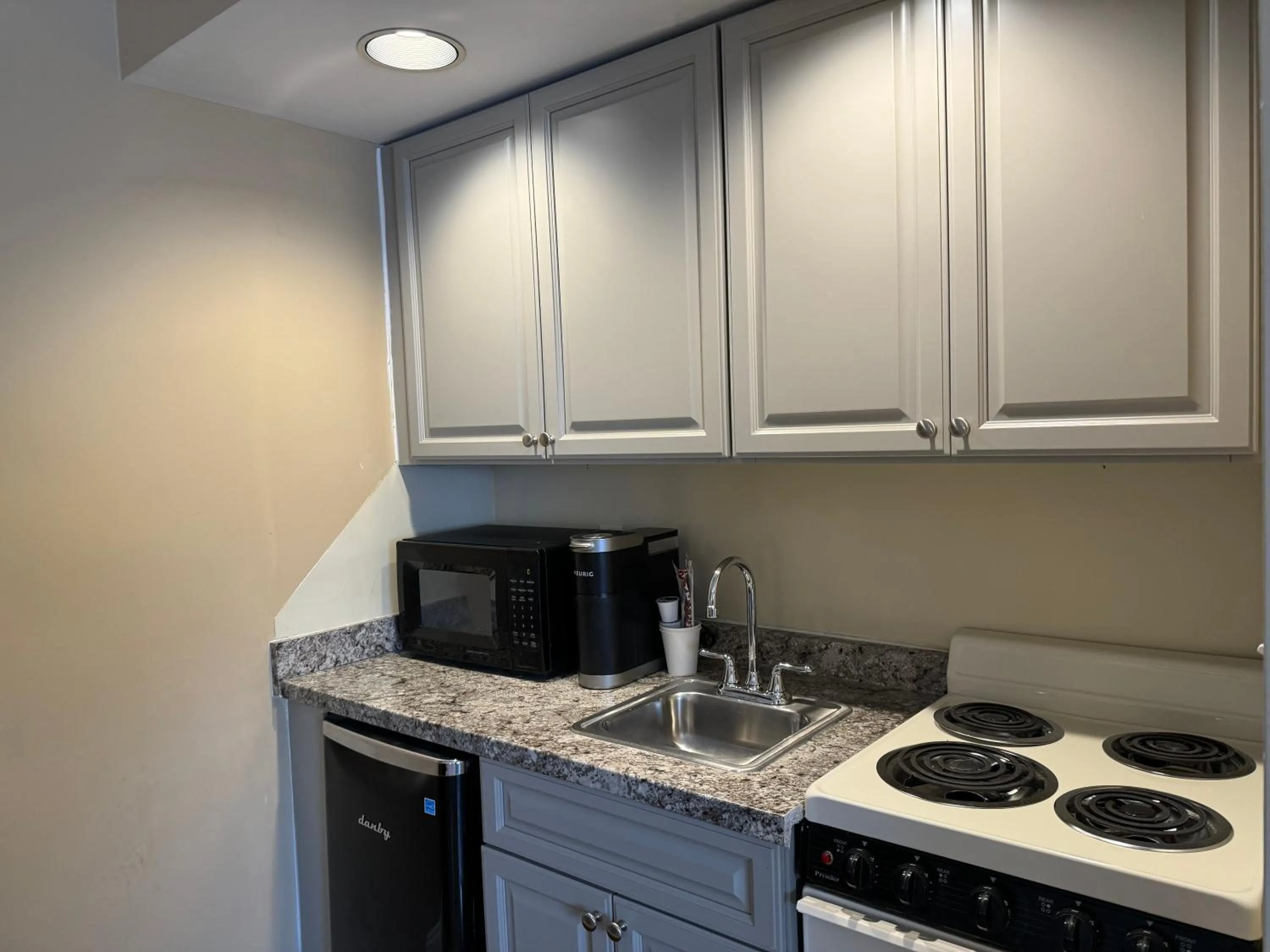 kitchen in Hotel Boston