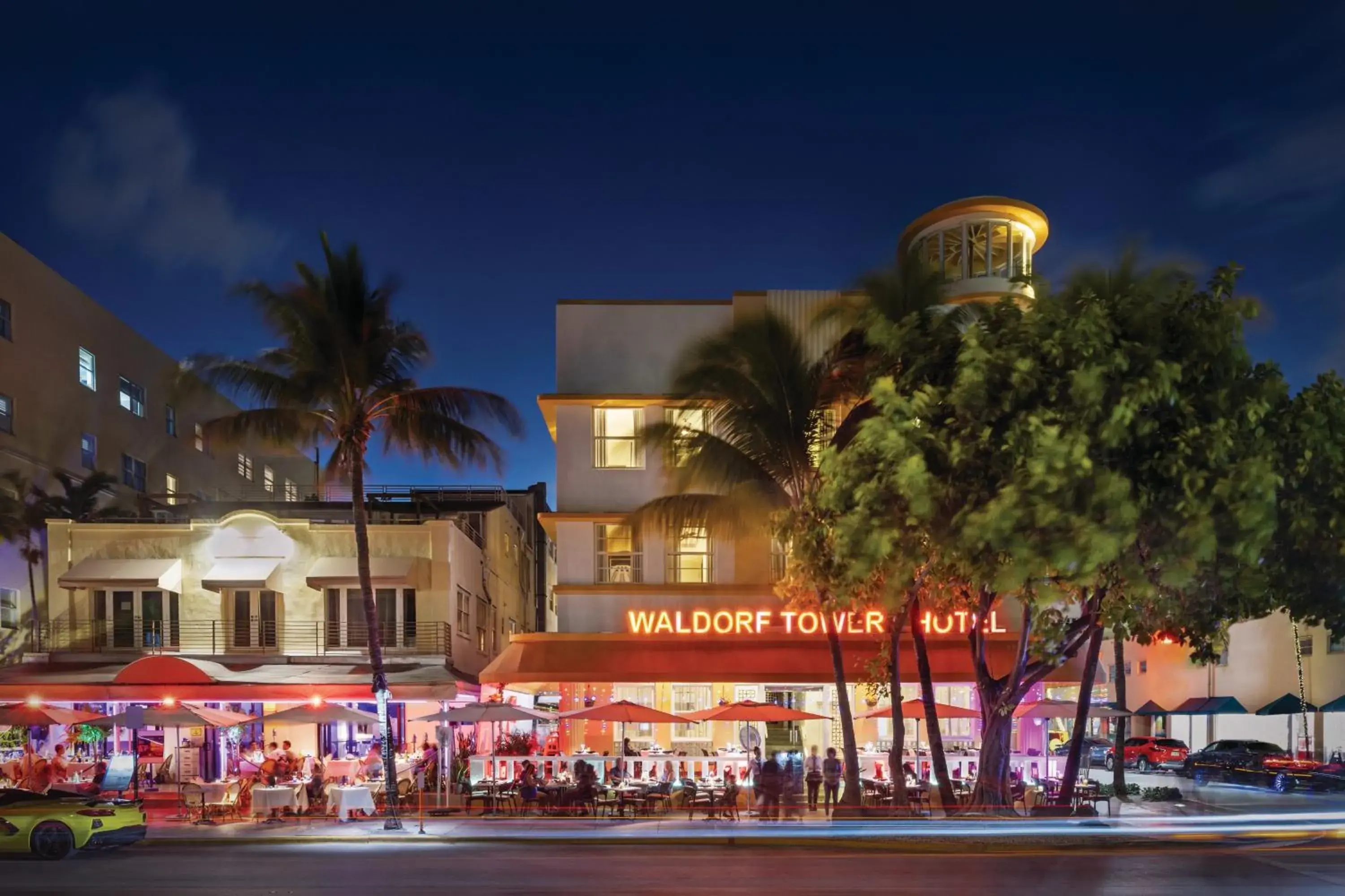 Property building in Waldorf Towers South Beach Property building in Waldorf Towers South Beach